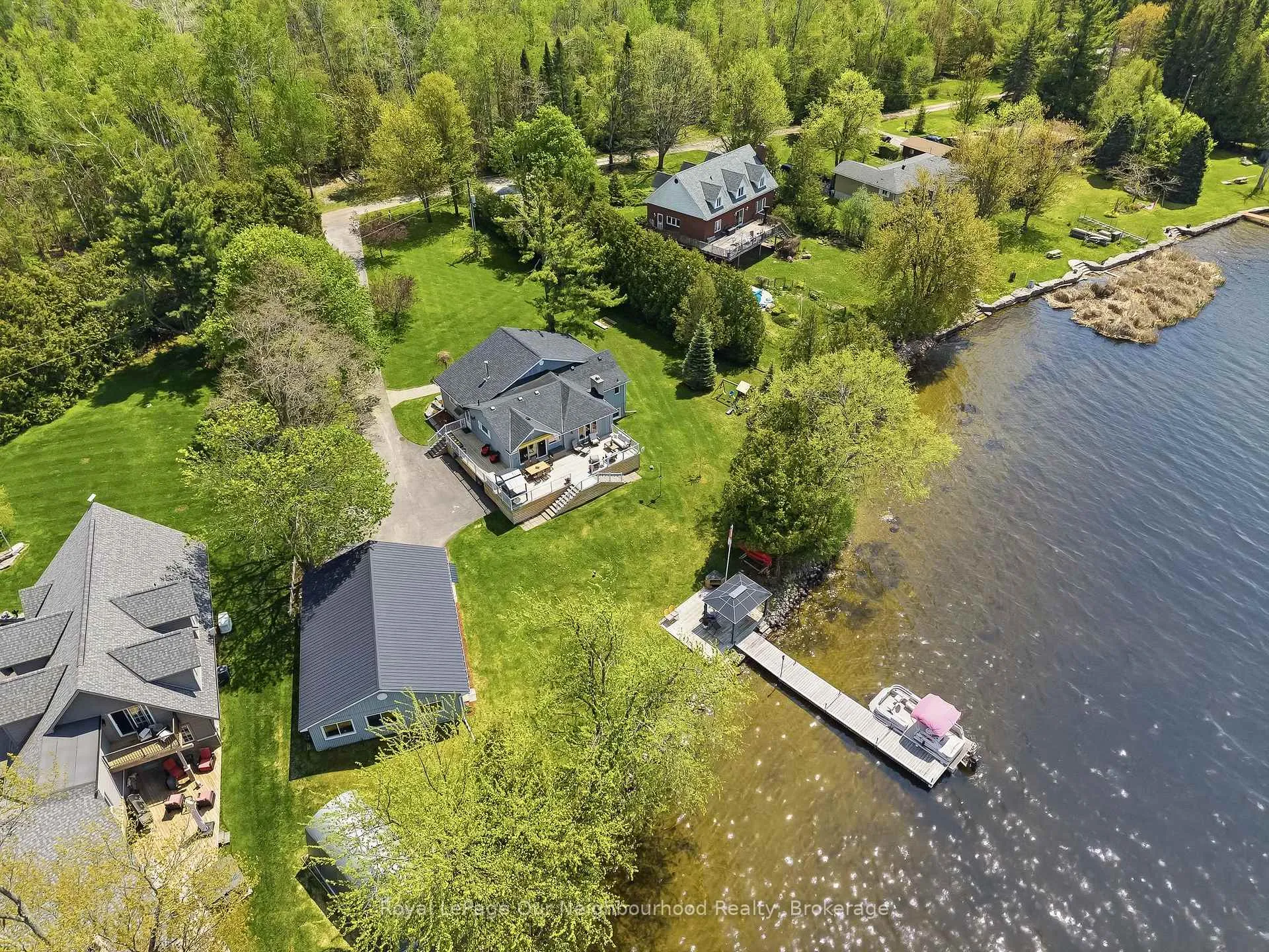 Photo 3 of 1354 Island View Drive, Selwyn — HOMEH