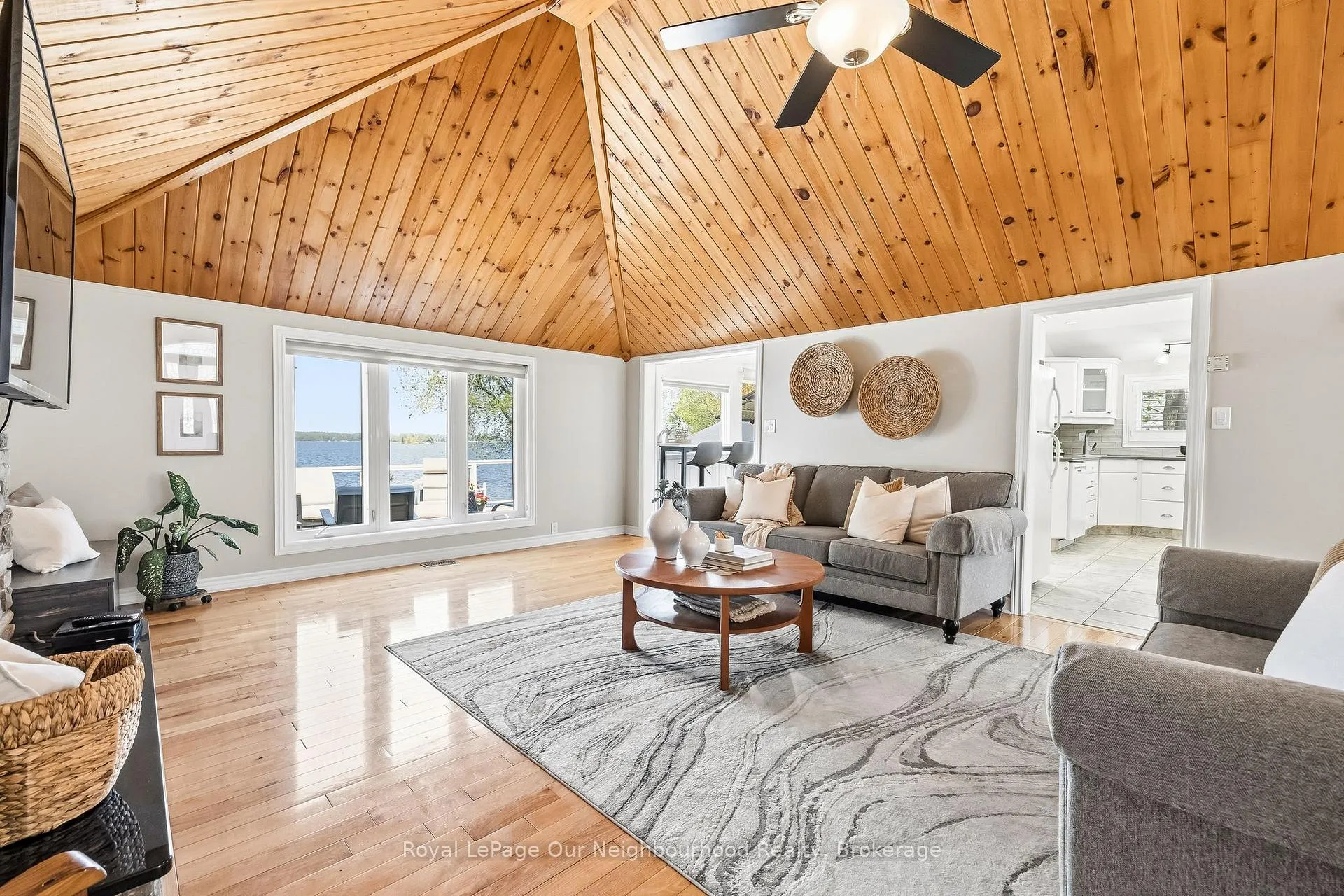 Photo 8 of 1354 Island View Drive, Selwyn — HOMEH
