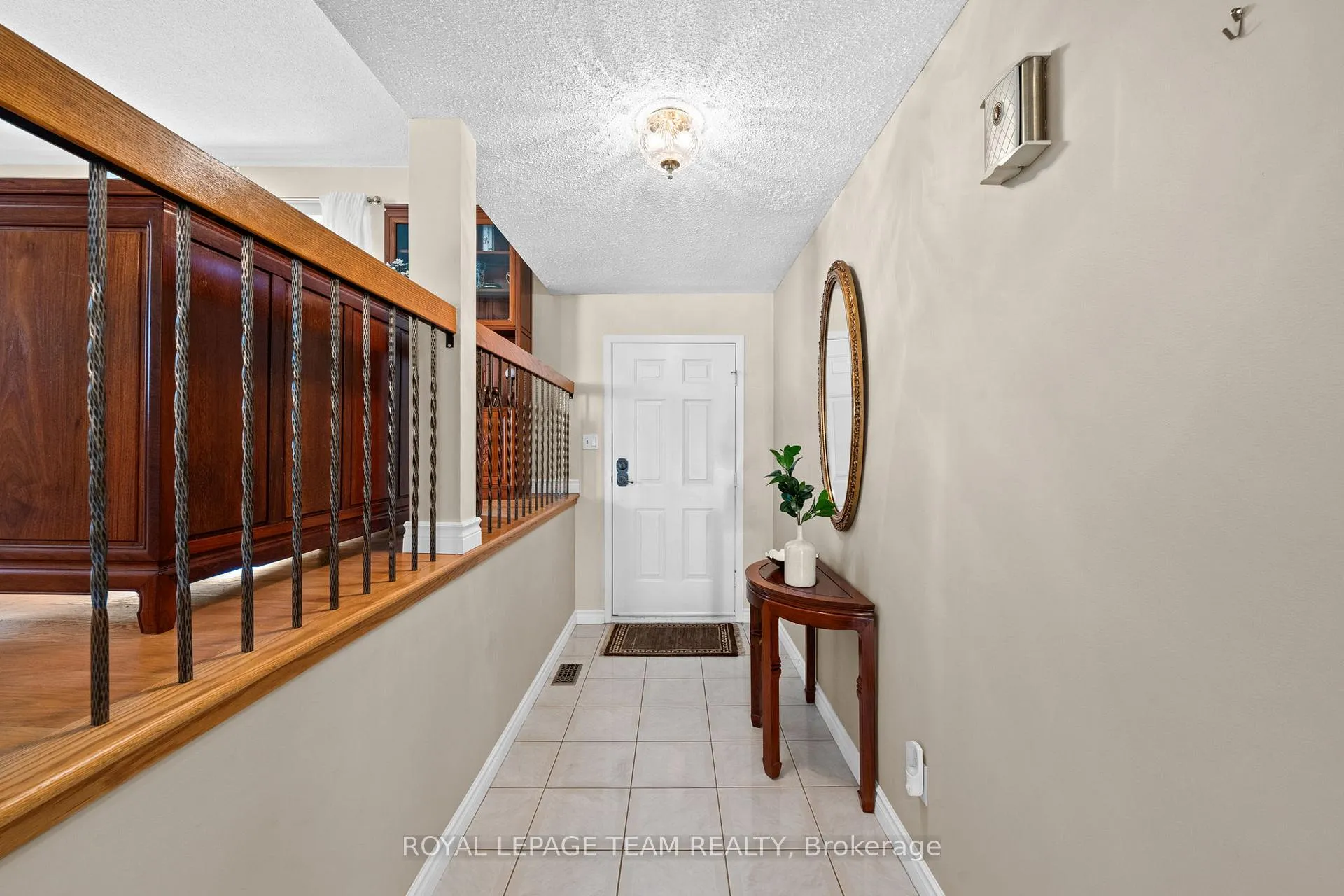 Photo 4 of 6 Byrd Crescent, Ottawa, Kanata - Katimavik — HOMEH