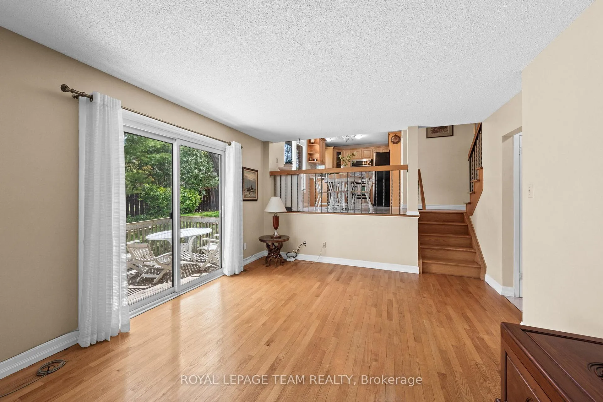 Photo 12 of 6 Byrd Crescent, Ottawa, Kanata - Katimavik — HOMEH