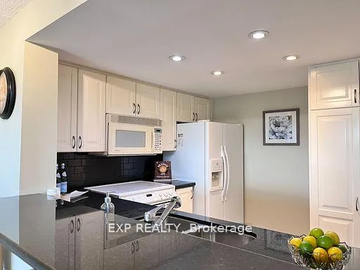 Photo 3 of Unit 705, 725 King Street W, Toronto, Niagara — HOMEH