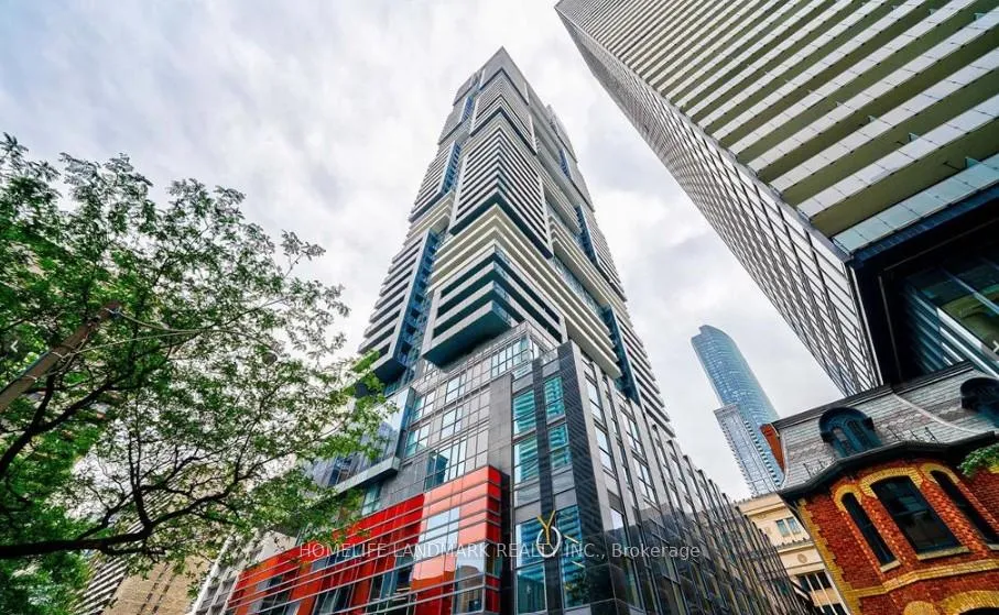 Front of Unit 6011, 7 Grenville Street