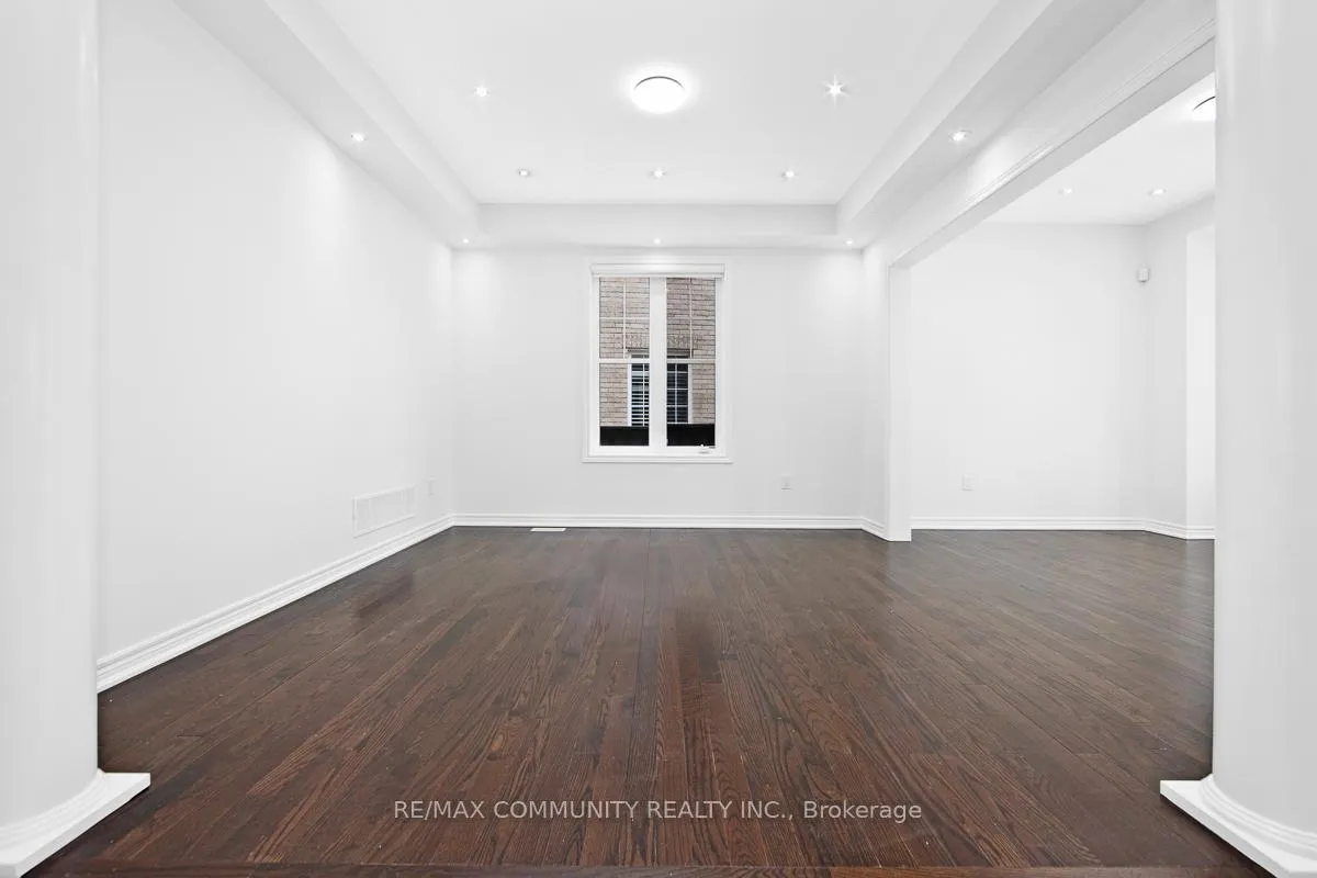 Photo 7 of 201 Donald Sim Avenue, Markham, Cornell — HOMEH