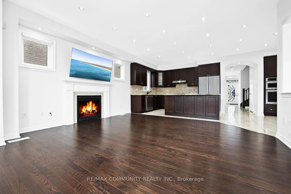 Photo 11 of 201 Donald Sim Avenue, Markham, Cornell — HOMEH