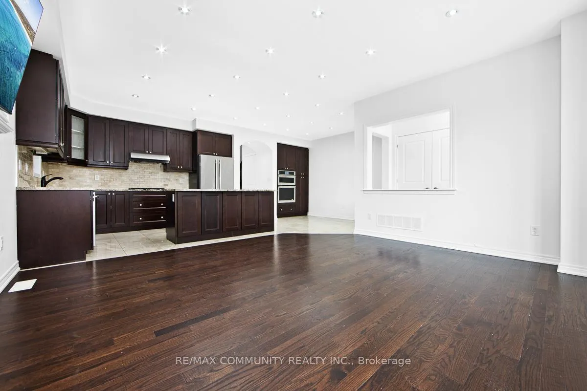 Photo 12 of 201 Donald Sim Avenue, Markham, Cornell — HOMEH