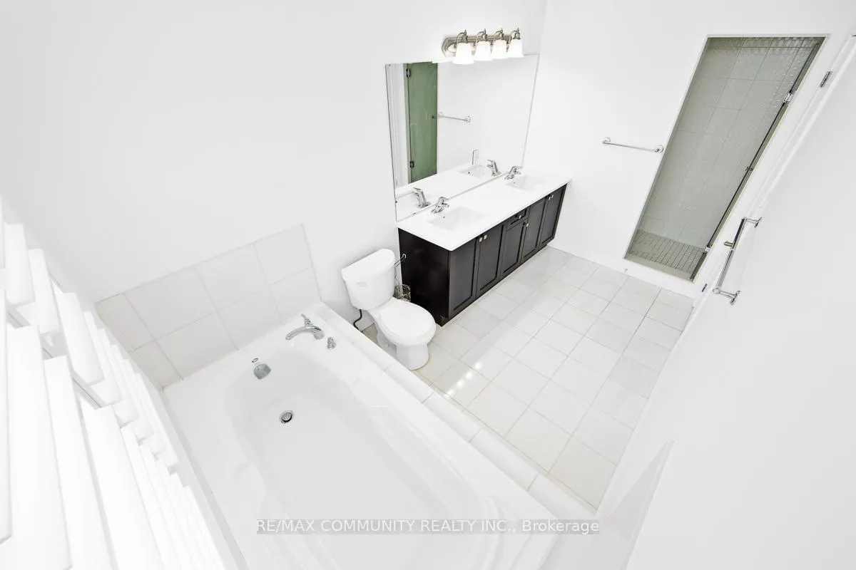 Photo 17 of 201 Donald Sim Avenue, Markham, Cornell — HOMEH