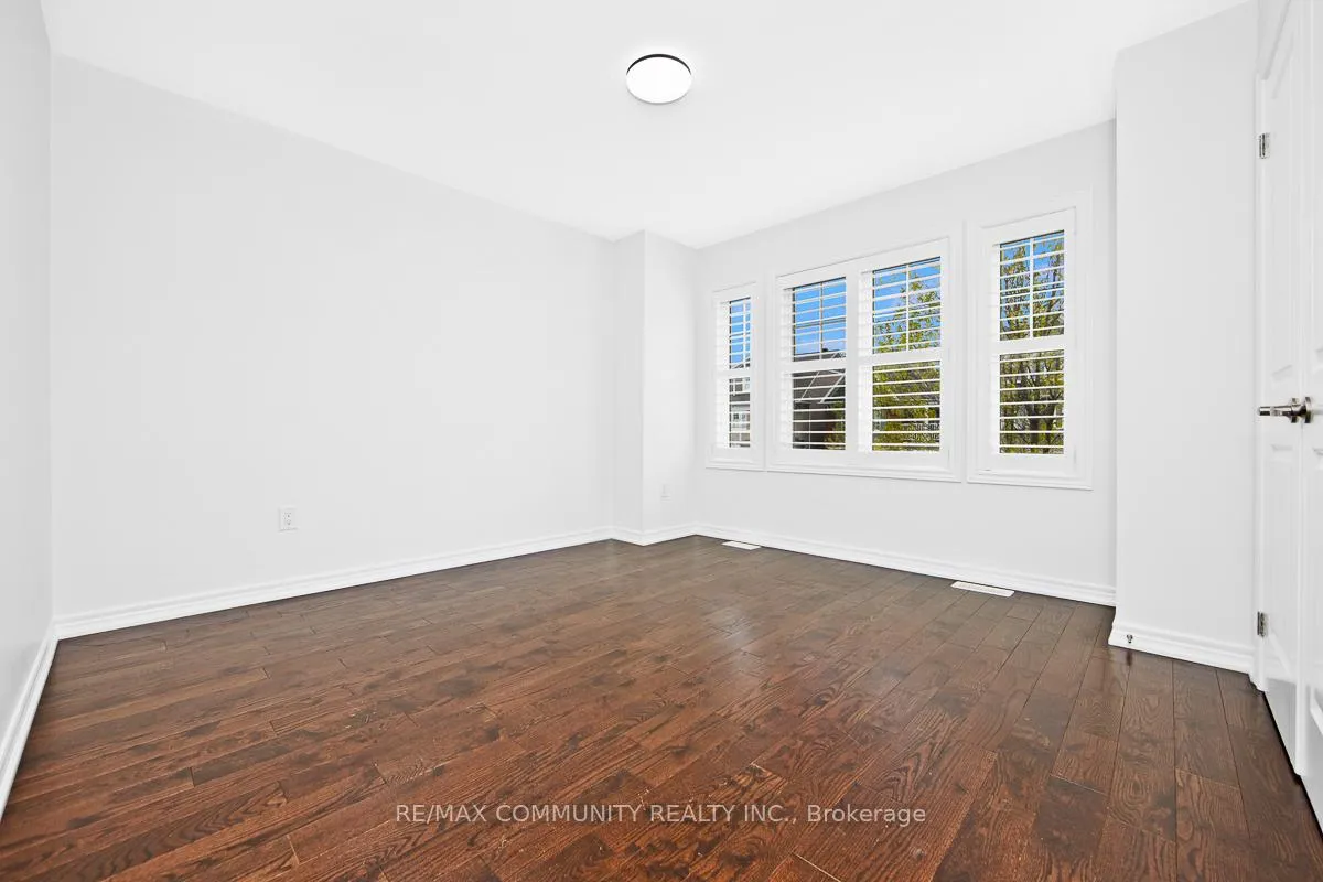 Photo 18 of 201 Donald Sim Avenue, Markham, Cornell — HOMEH