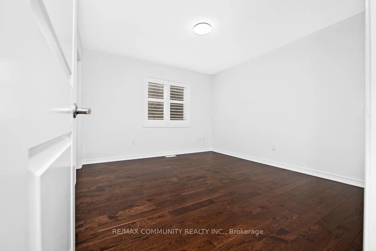 Photo 20 of 201 Donald Sim Avenue, Markham, Cornell — HOMEH