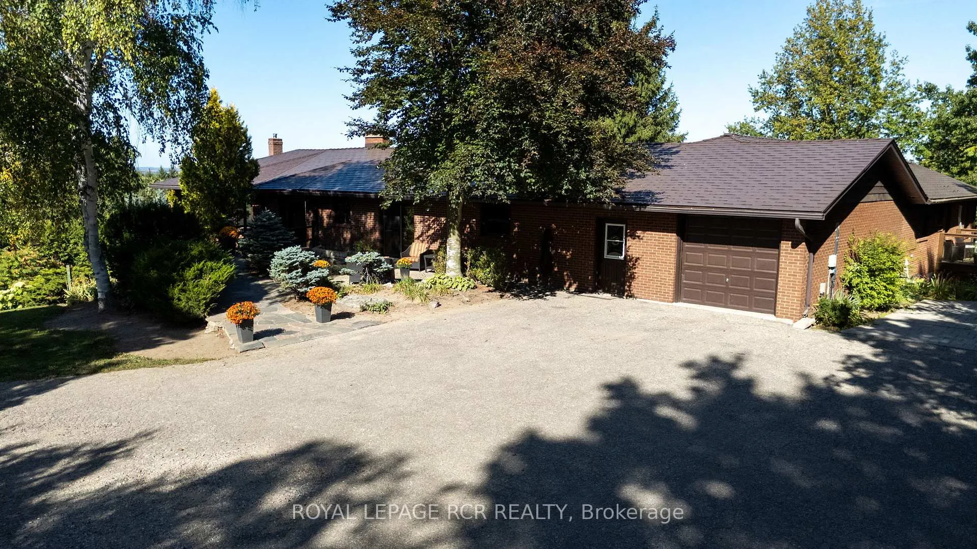 Photo 3 of 15735 Highway 27, King, Schomberg — HOMEH