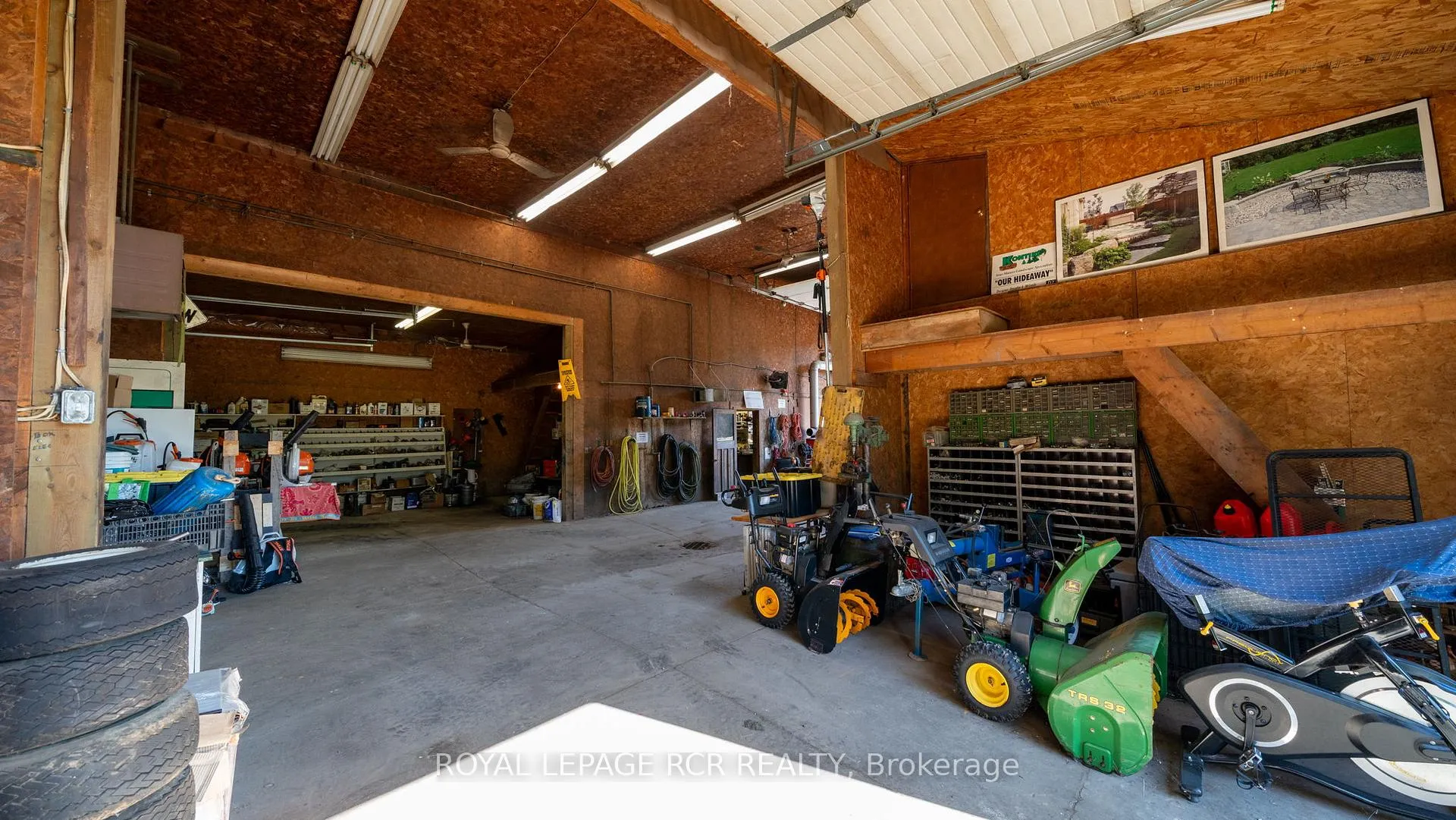 Photo 19 of 15735 Highway 27, King, Schomberg — HOMEH