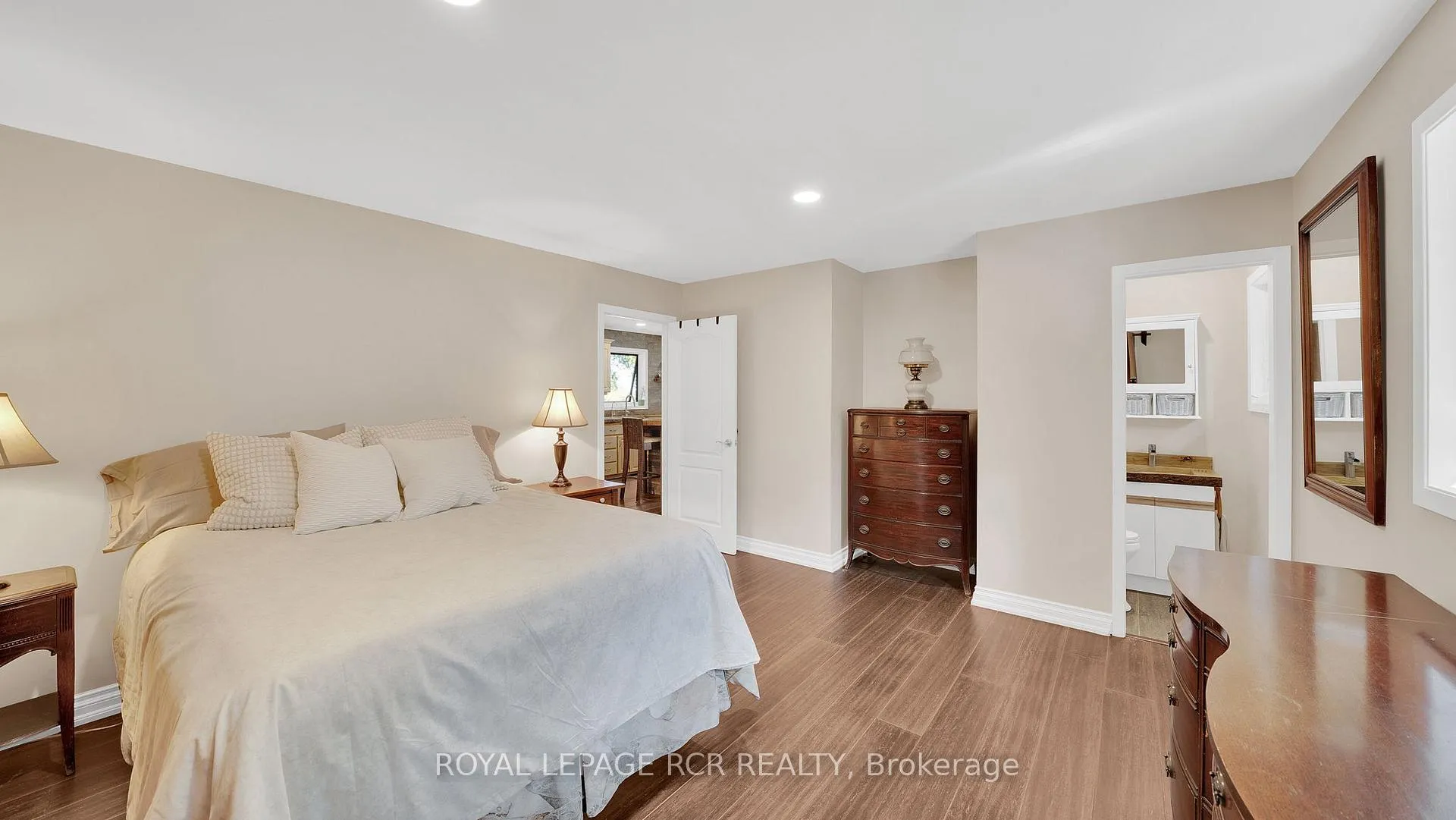 Photo 47 of 15735 Highway 27, King, Schomberg — HOMEH