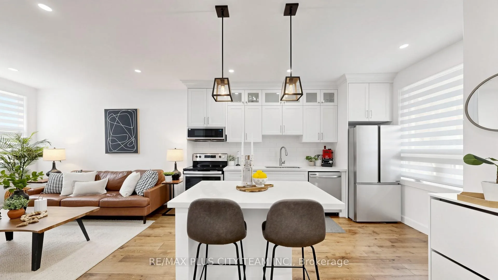 Photo 7 of 320 Boon Avenue, Toronto, Caledonia-Fairbank — HOMEH