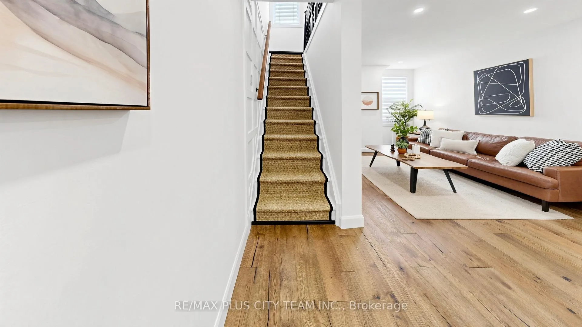 Photo 15 of 320 Boon Avenue, Toronto, Caledonia-Fairbank — HOMEH