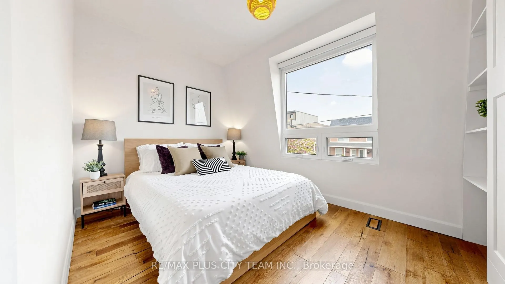 Photo 17 of 320 Boon Avenue, Toronto, Caledonia-Fairbank — HOMEH