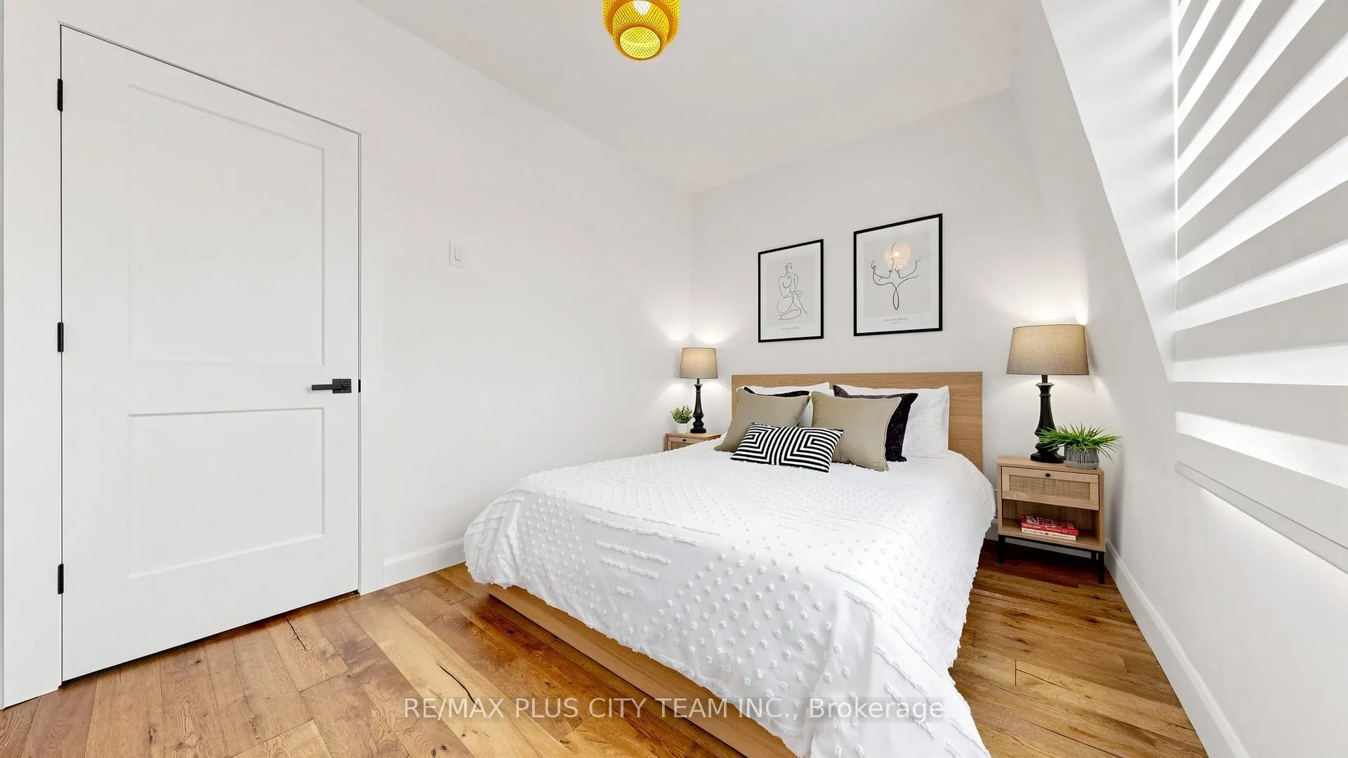 Photo 18 of 320 Boon Avenue, Toronto, Caledonia-Fairbank — HOMEH