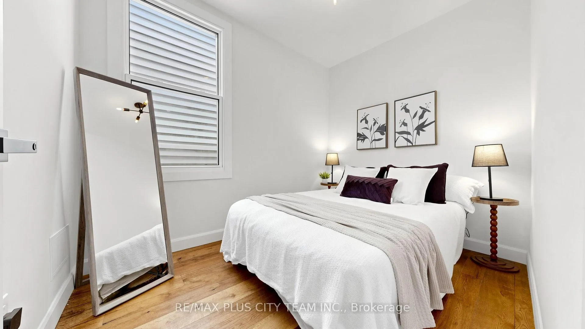 Photo 20 of 320 Boon Avenue, Toronto, Caledonia-Fairbank — HOMEH