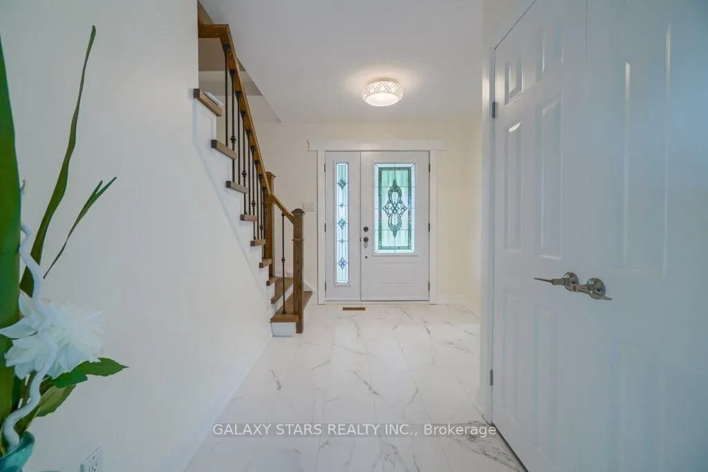 Photo 6 of 62 Langevin Crescent, Scarborough, Centennial Scarborough — HOMEH