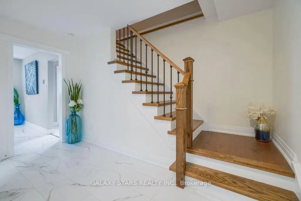 Photo 7 of 62 Langevin Crescent, Scarborough, Centennial Scarborough — HOMEH