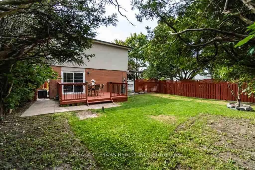 Photo 9 of 62 Langevin Crescent, Scarborough, Centennial Scarborough — HOMEH