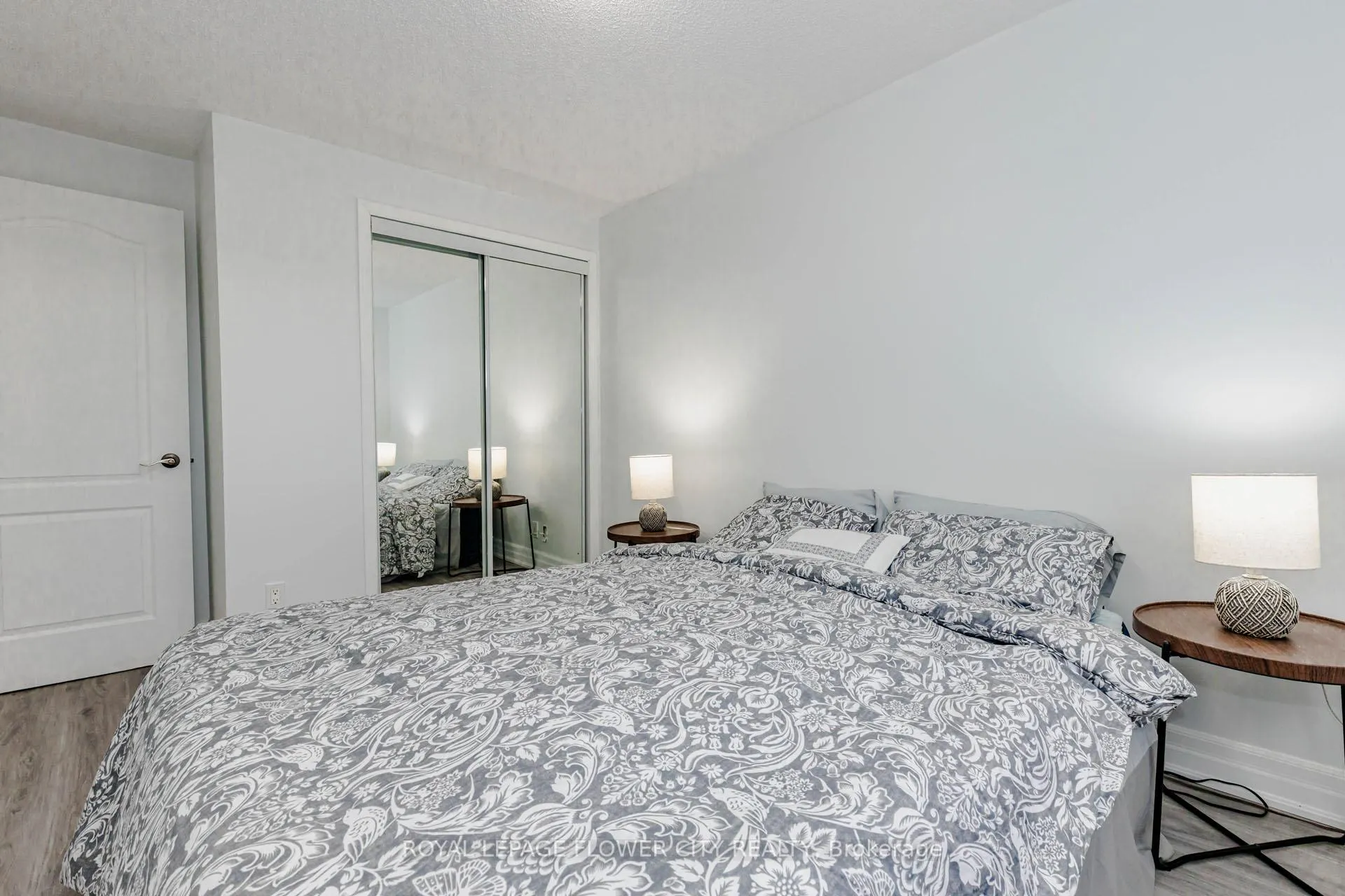 Photo 18 of 42 Briar Path, Brampton, Avondale — HOMEH