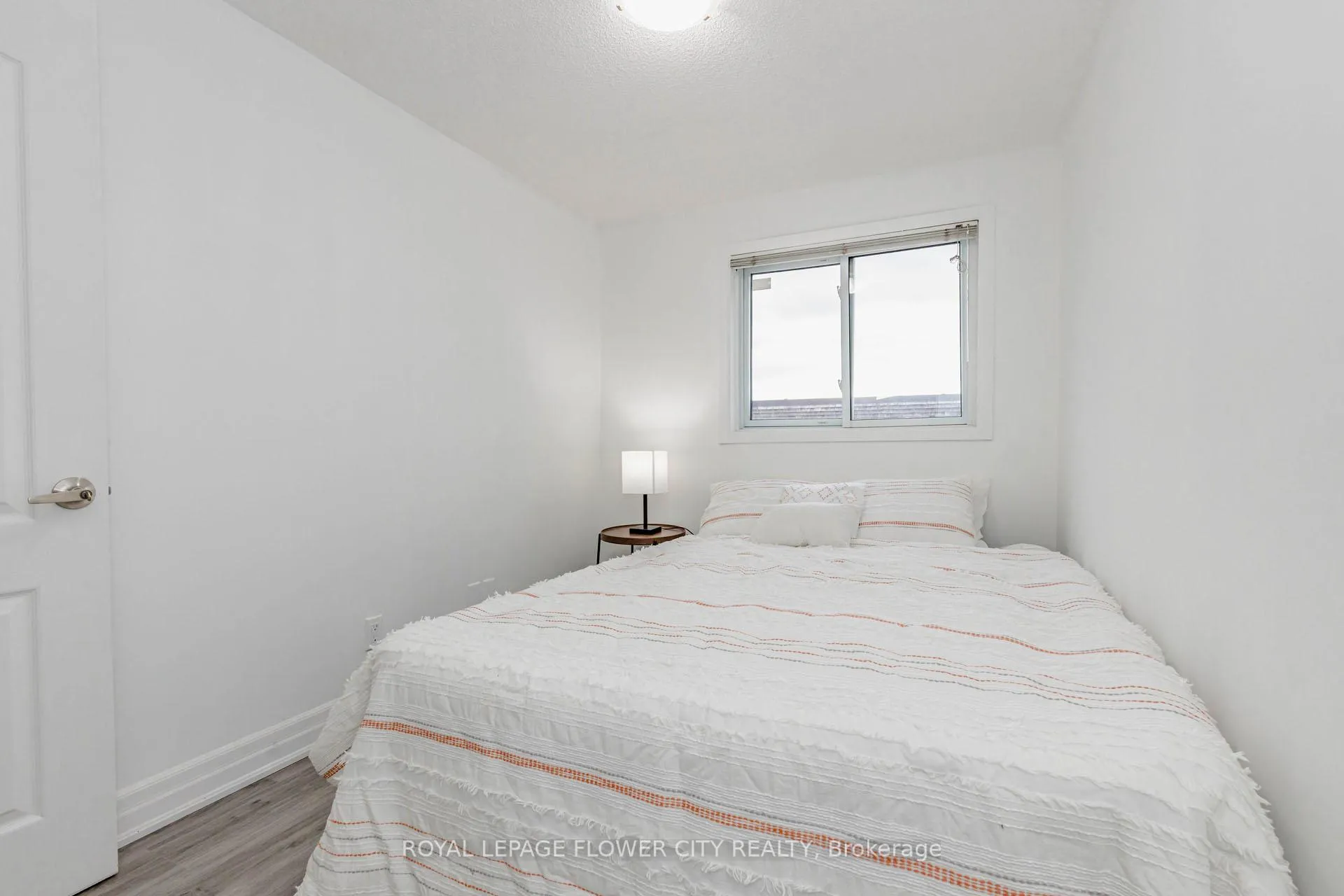 Photo 25 of 42 Briar Path, Brampton, Avondale — HOMEH