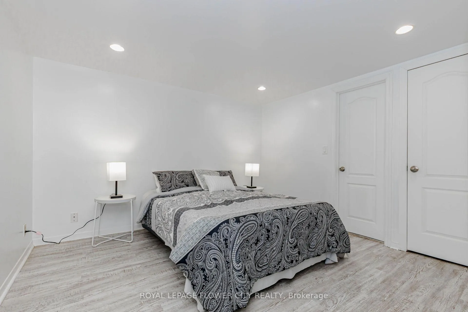 Photo 26 of 42 Briar Path, Brampton, Avondale — HOMEH