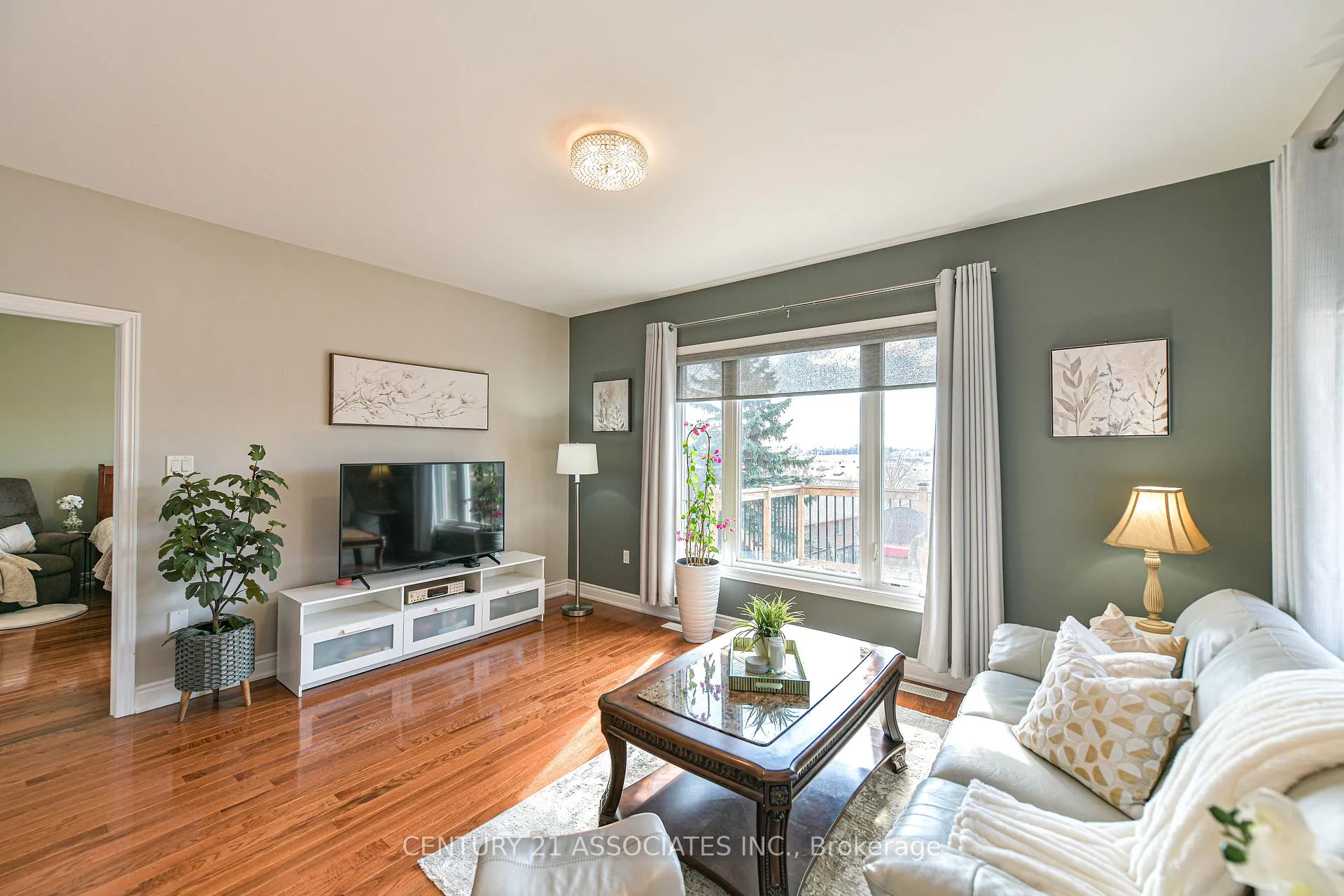 Photo 7 of 3155 Monarch Drive, Orillia — HOMEH