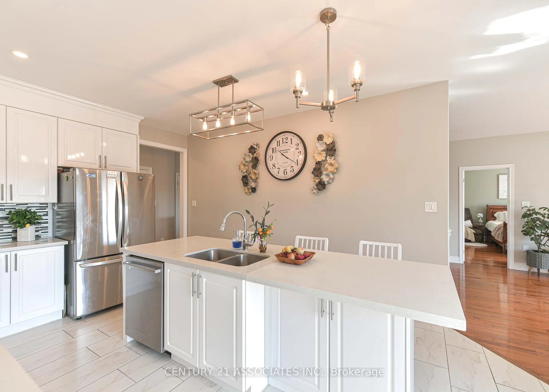 Photo 19 of 3155 Monarch Drive, Orillia — HOMEH