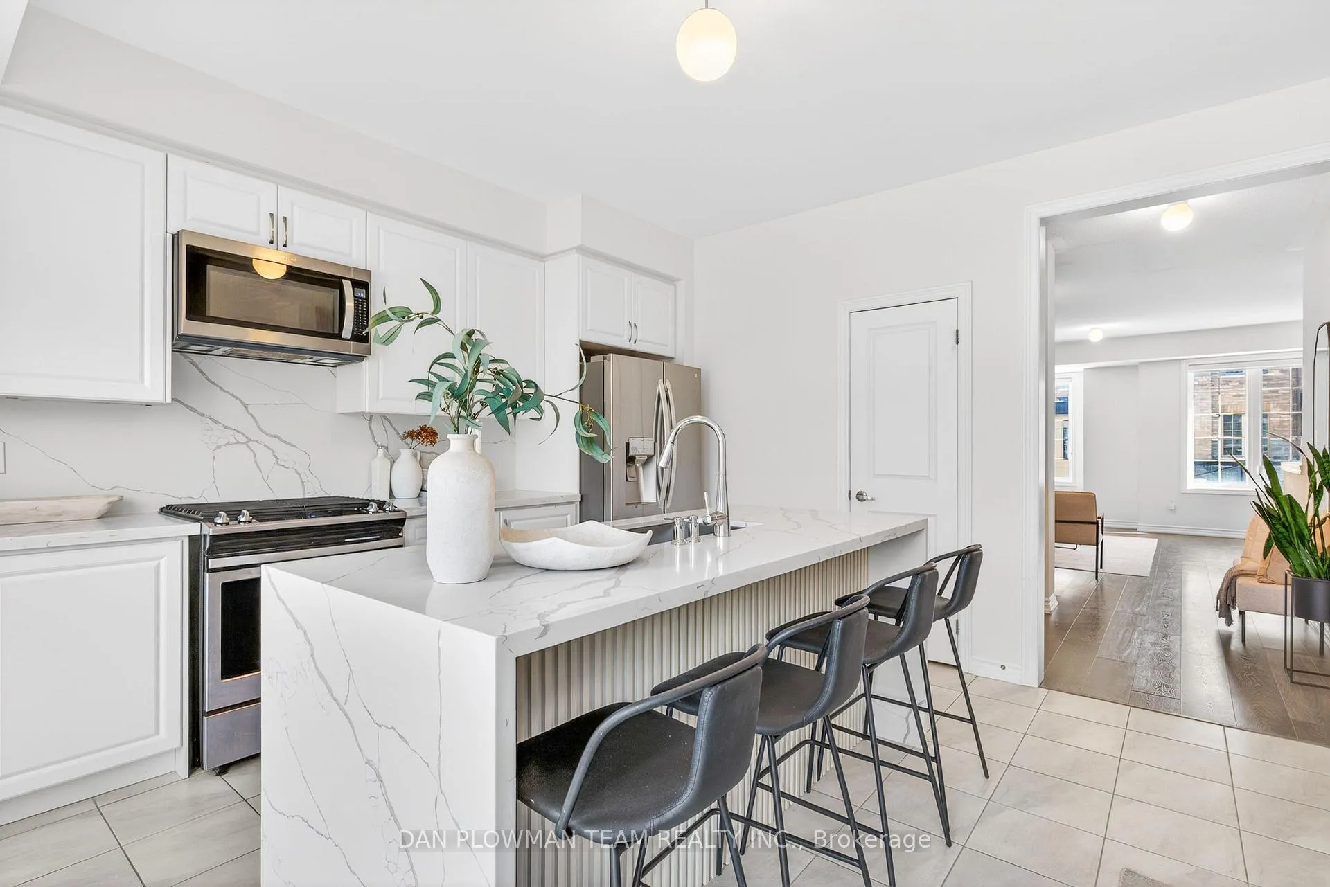 Photo 1 of 30 Hallmark Way, Whitby, Lynde Creek — HOMEH