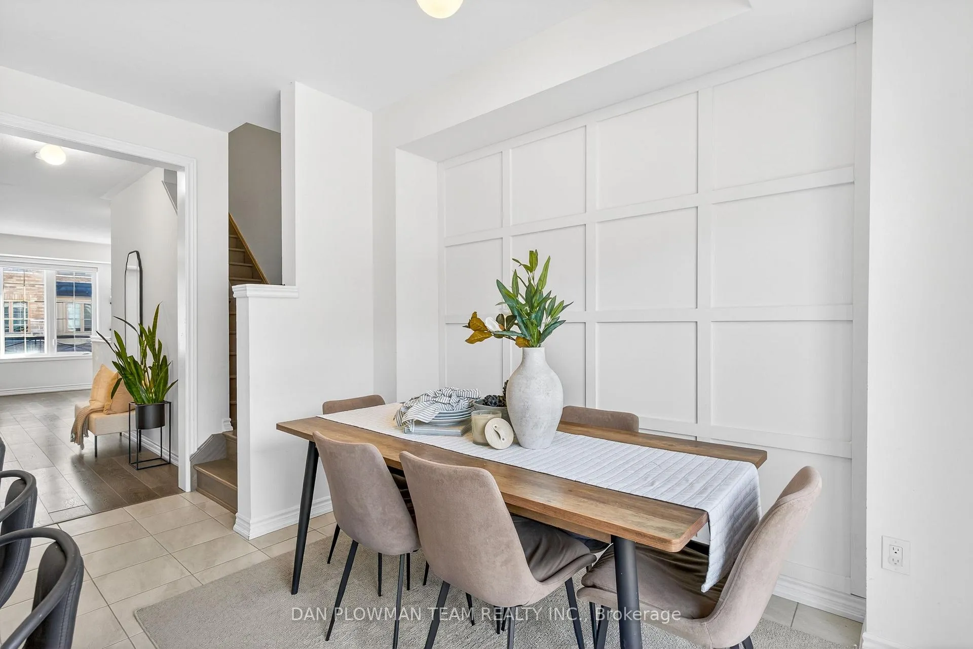 Photo 4 of 30 Hallmark Way, Whitby, Lynde Creek — HOMEH