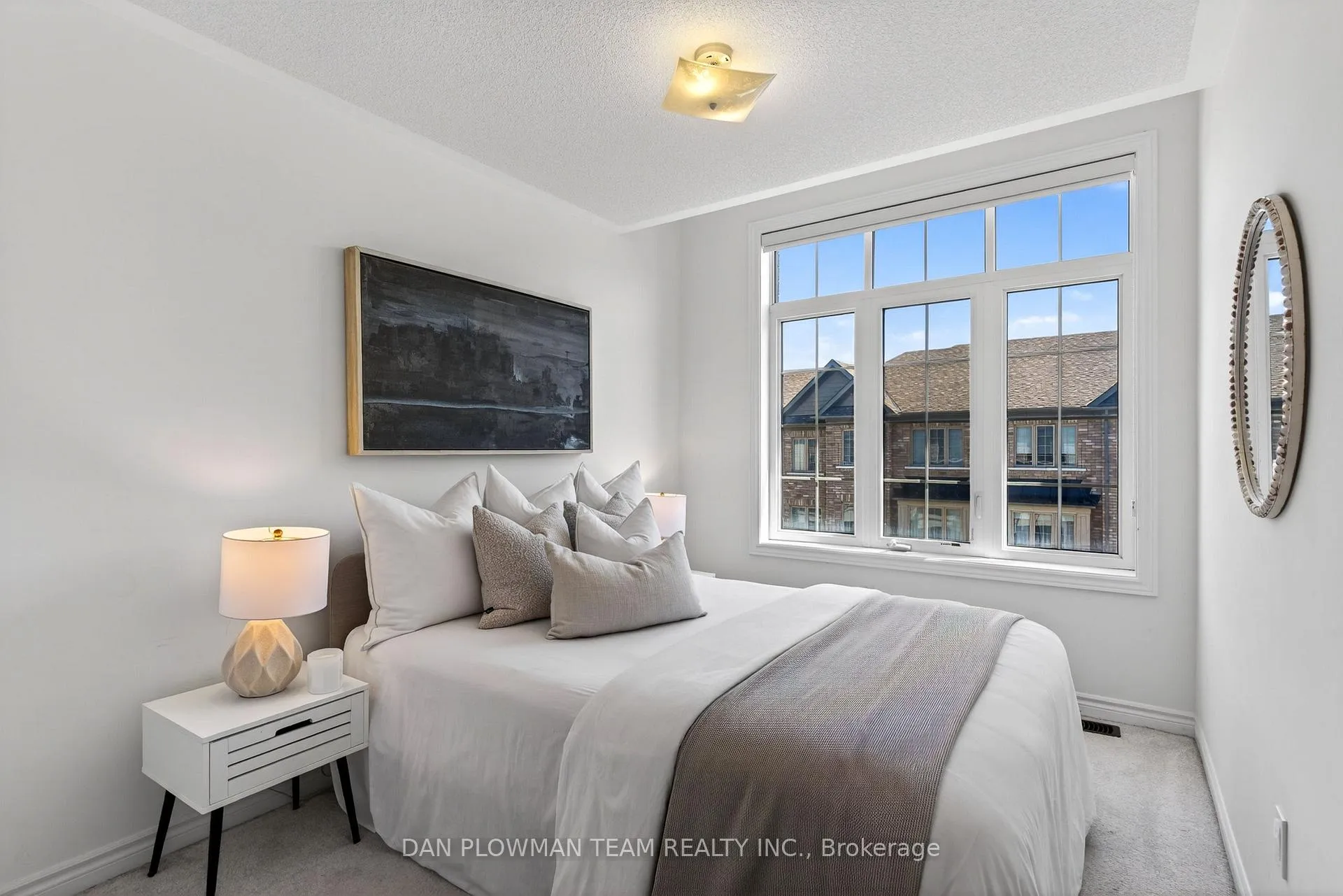 Photo 15 of 30 Hallmark Way, Whitby, Lynde Creek — HOMEH