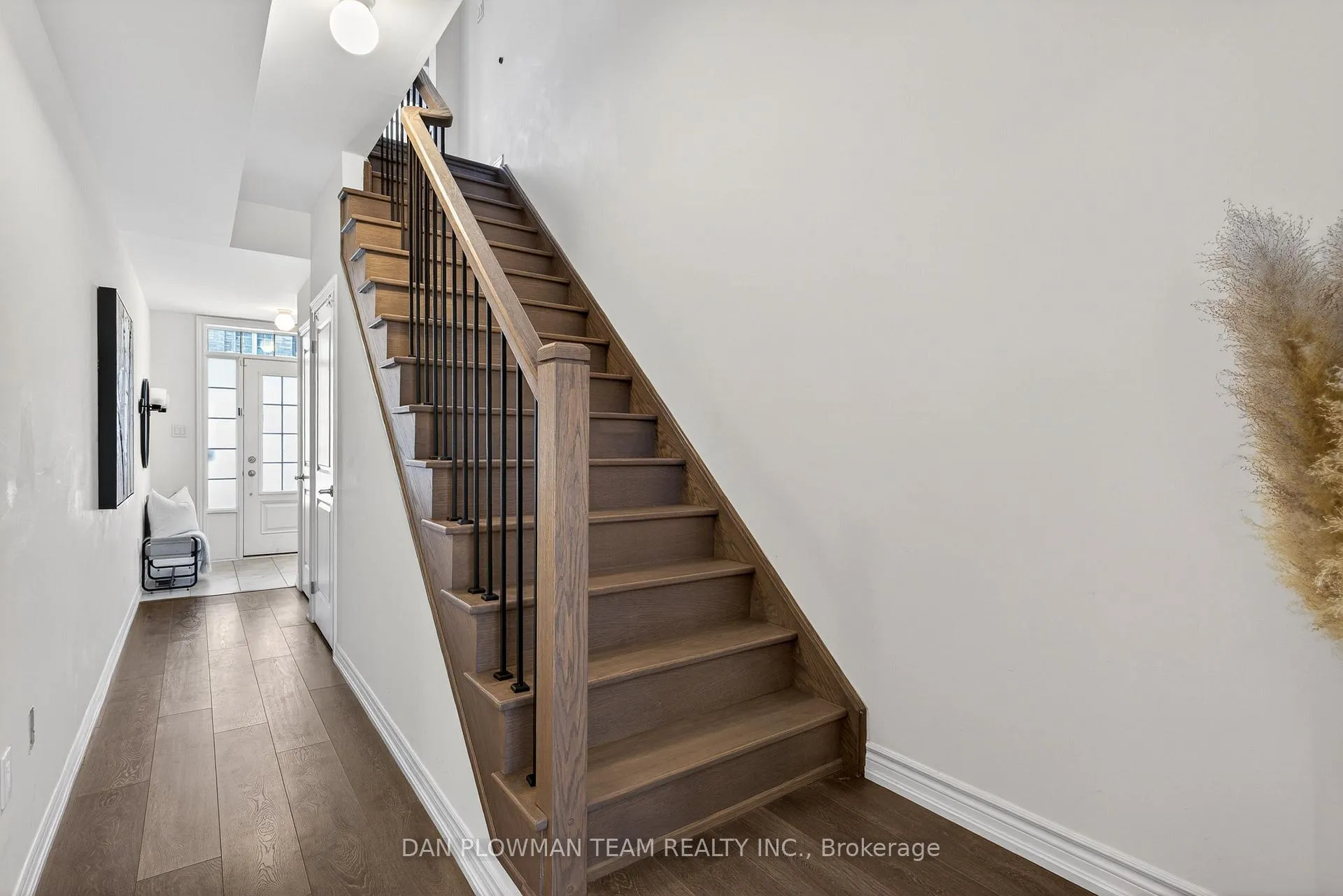 Photo 25 of 30 Hallmark Way, Whitby, Lynde Creek — HOMEH