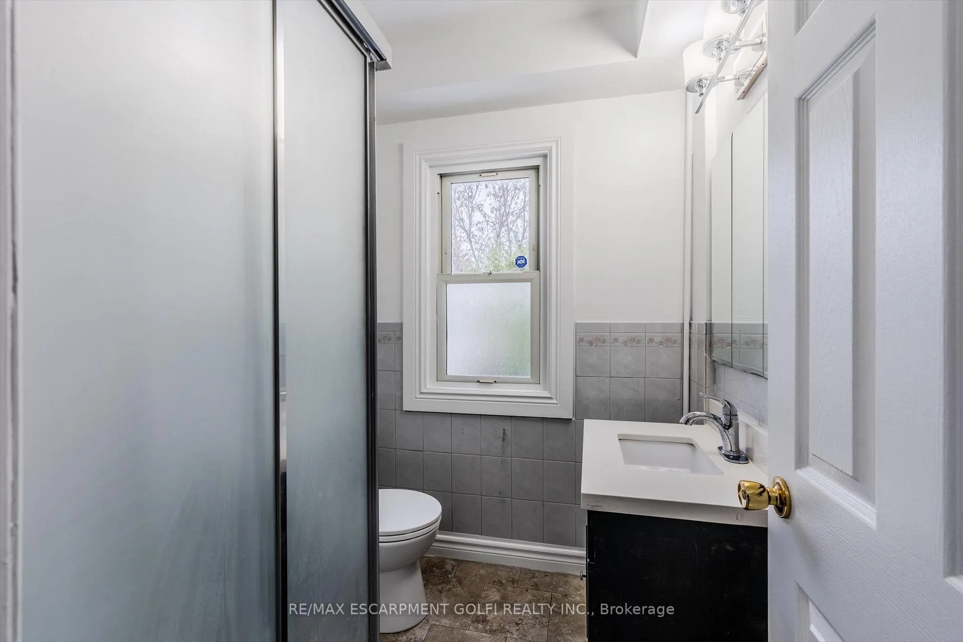 Photo 11 of 49 Myrtle Avenue, Hamilton, St. Clair — HOMEH