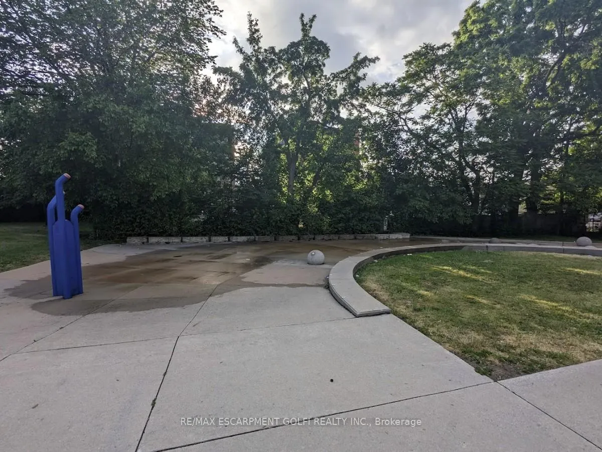 Photo 30 of 49 Myrtle Avenue, Hamilton, St. Clair — HOMEH