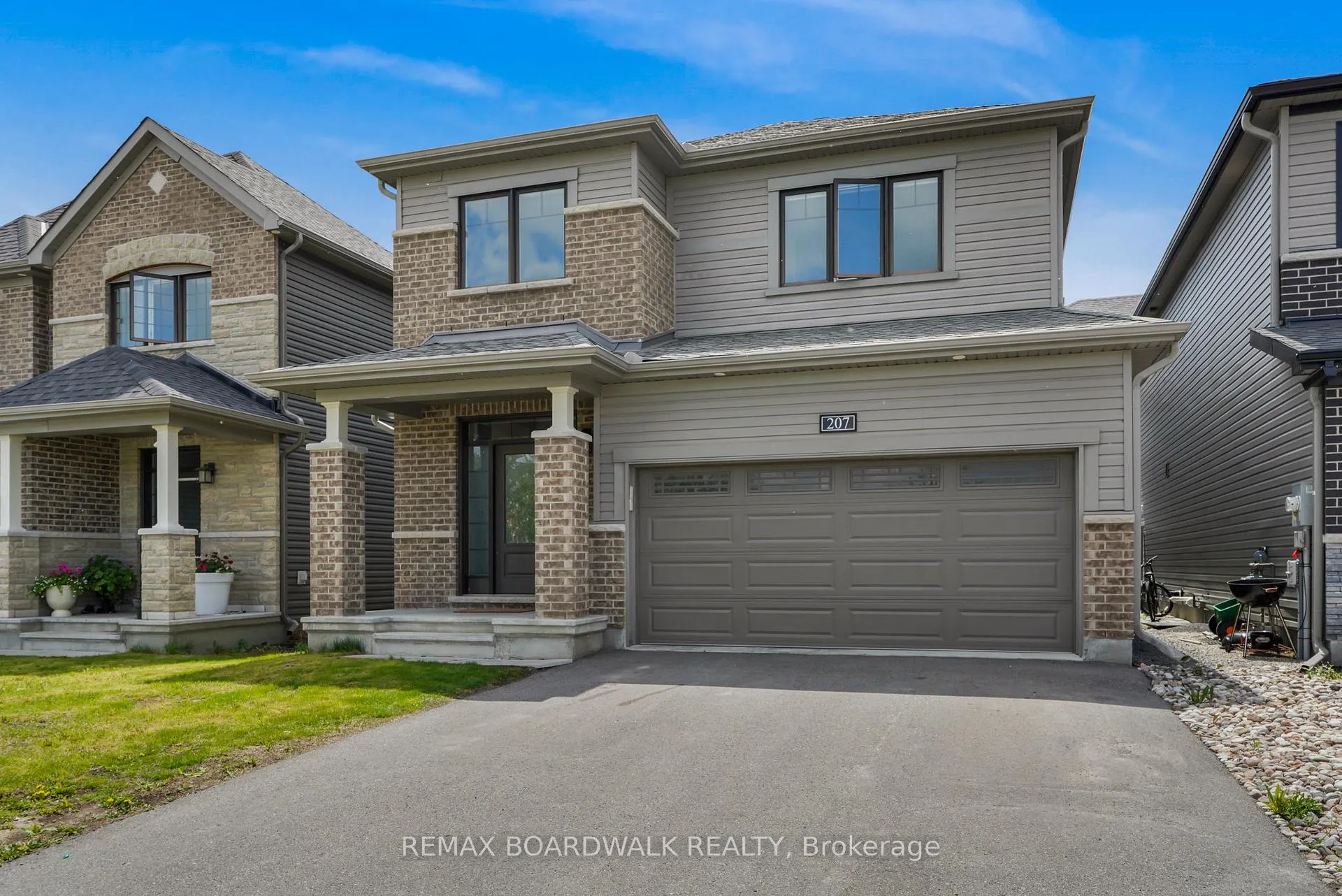 Photo 1 of 207 Aquarium Avenue, Ottawa, Avalon West — HOMEH