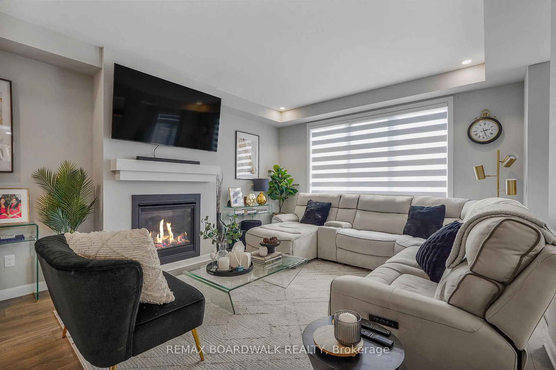 Photo 8 of 207 Aquarium Avenue, Ottawa, Avalon West — HOMEH
