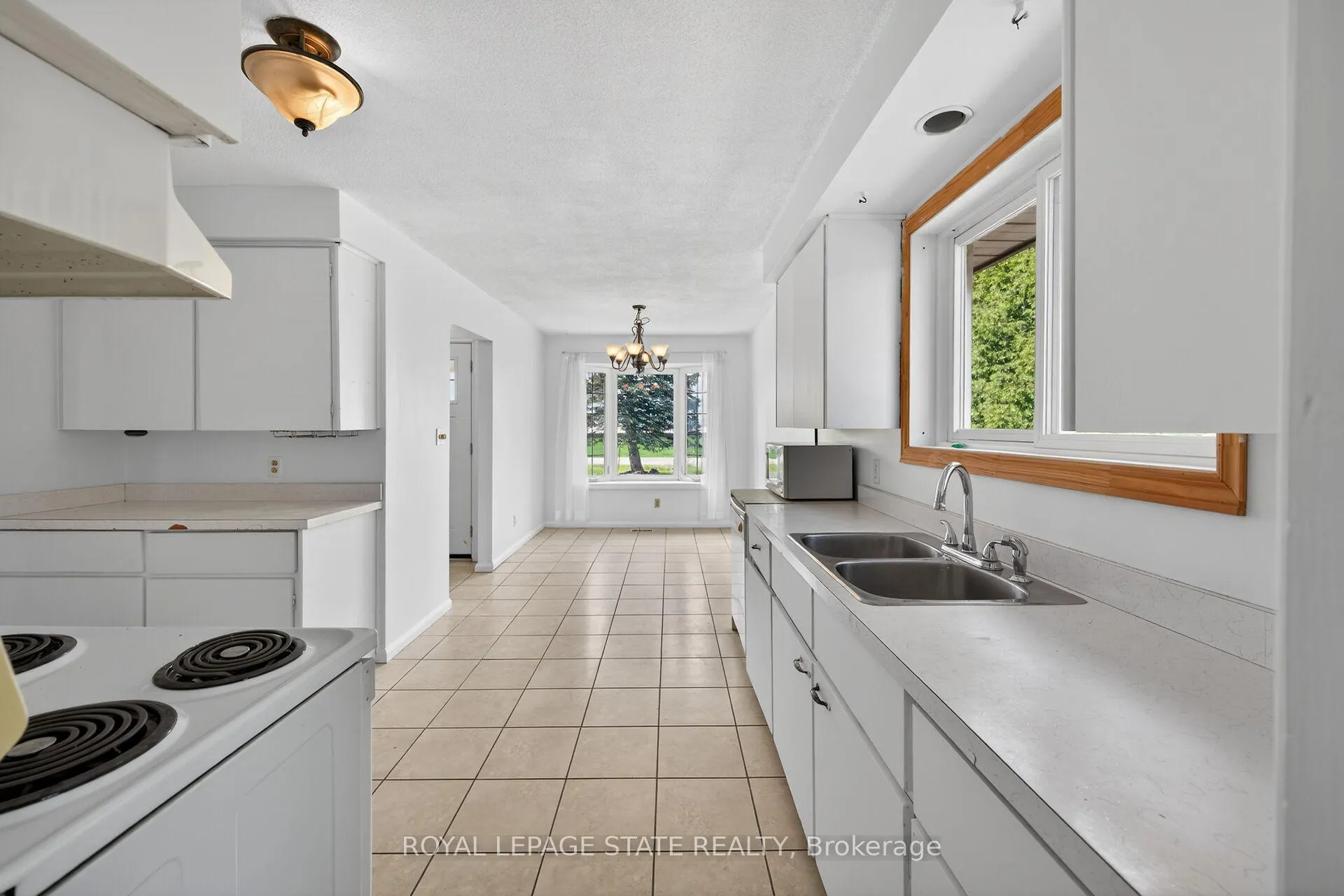 Photo 12 of 5558 White Church Road, Hamilton, Rural Glanbrook — HOMEH