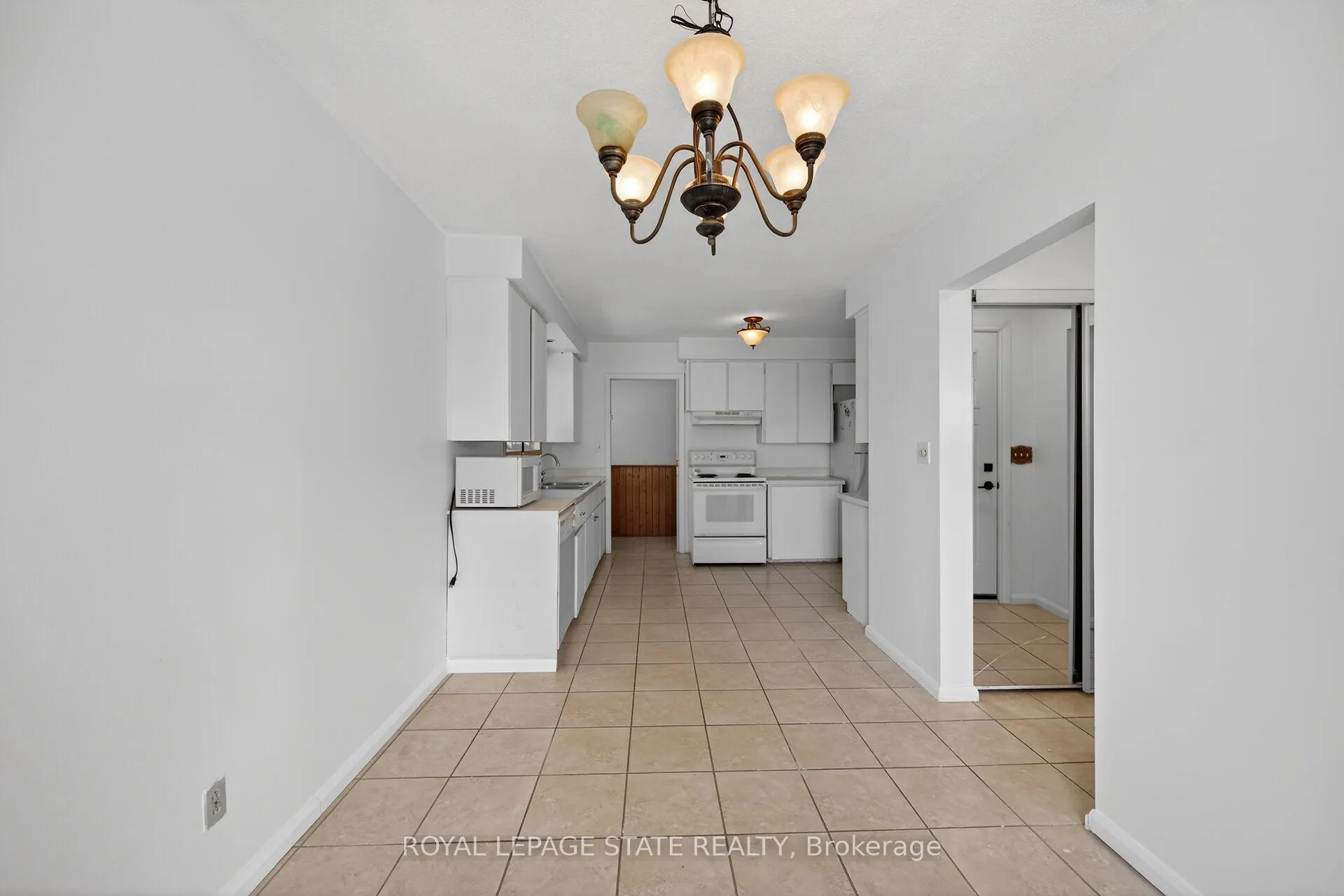 Photo 16 of 5558 White Church Road, Hamilton, Rural Glanbrook — HOMEH