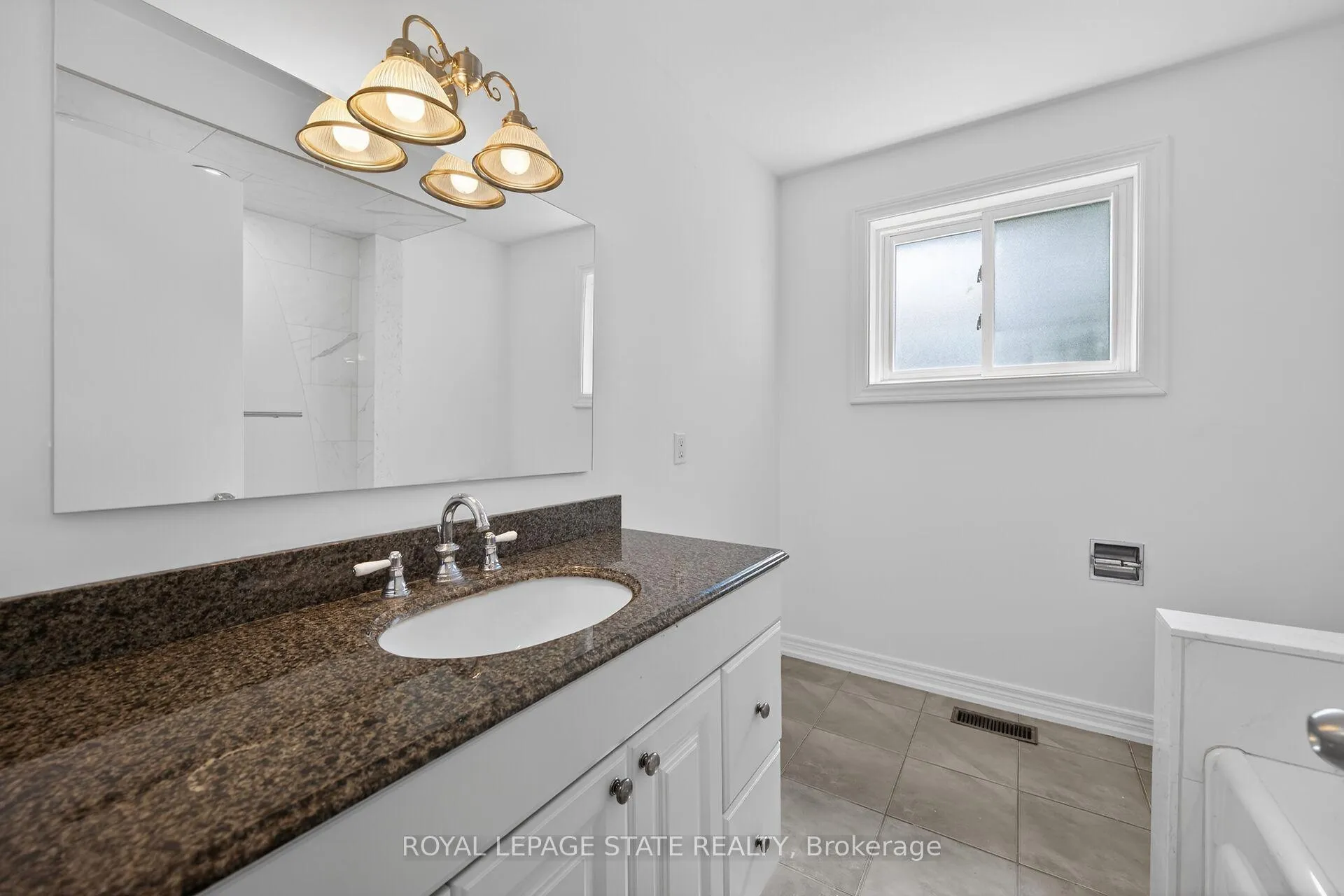 Photo 17 of 5558 White Church Road, Hamilton, Rural Glanbrook — HOMEH