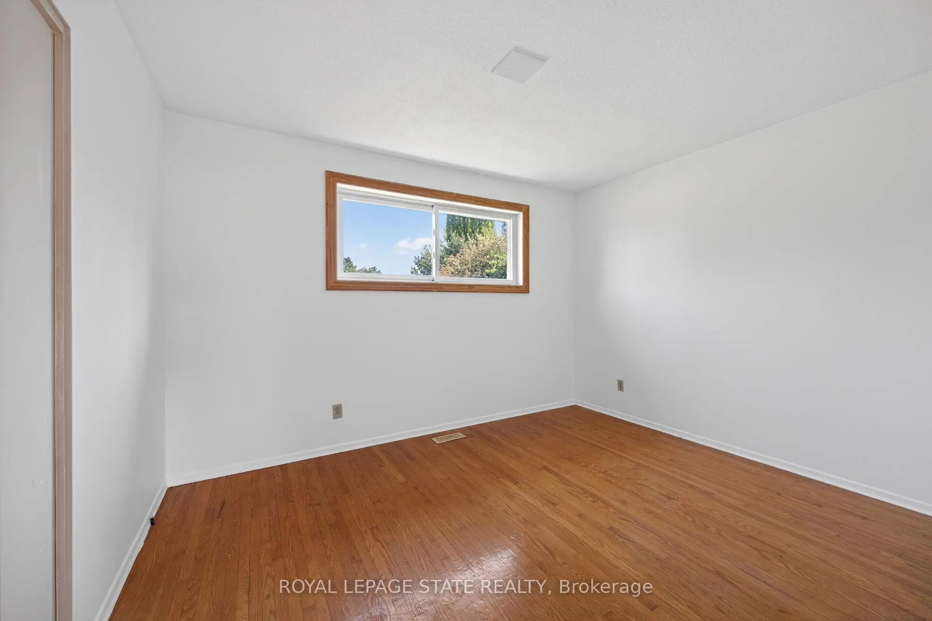 Photo 19 of 5558 White Church Road, Hamilton, Rural Glanbrook — HOMEH