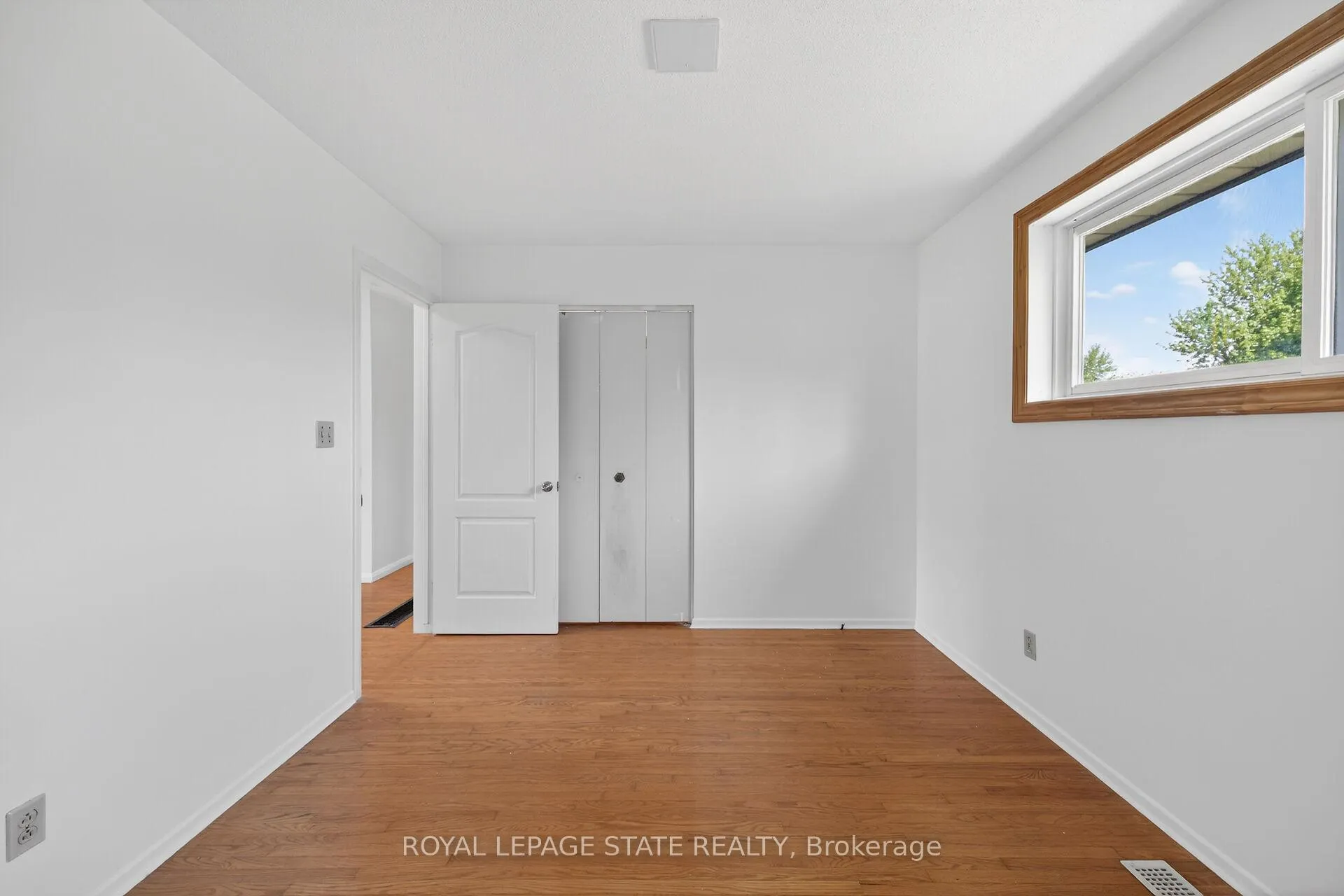 Photo 21 of 5558 White Church Road, Hamilton, Rural Glanbrook — HOMEH