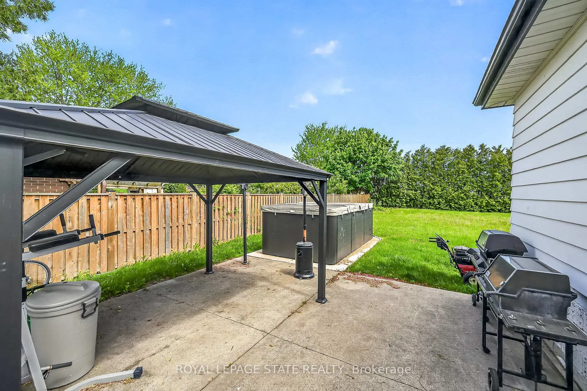 Photo 37 of 5558 White Church Road, Hamilton, Rural Glanbrook — HOMEH