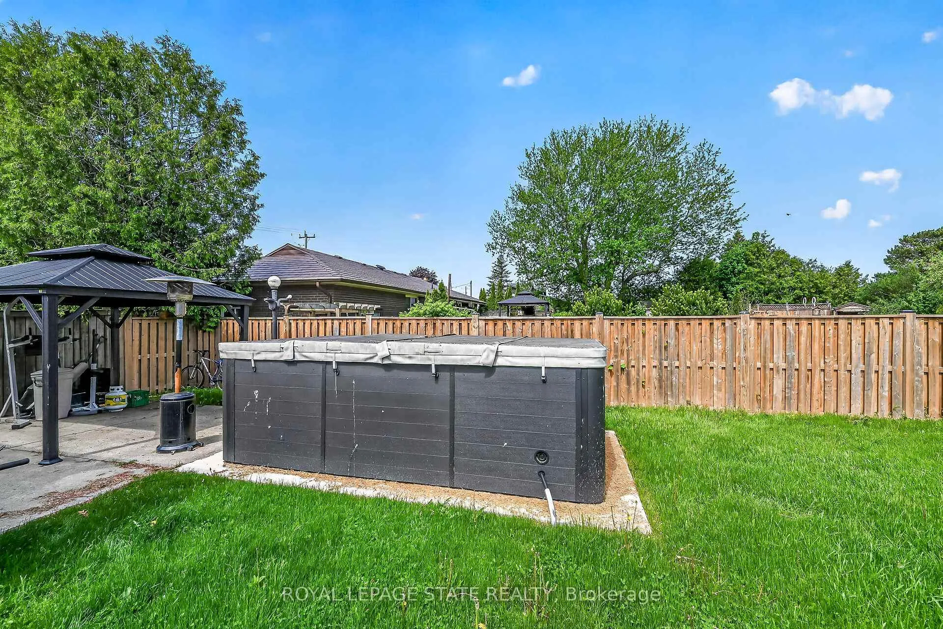 Photo 38 of 5558 White Church Road, Hamilton, Rural Glanbrook — HOMEH