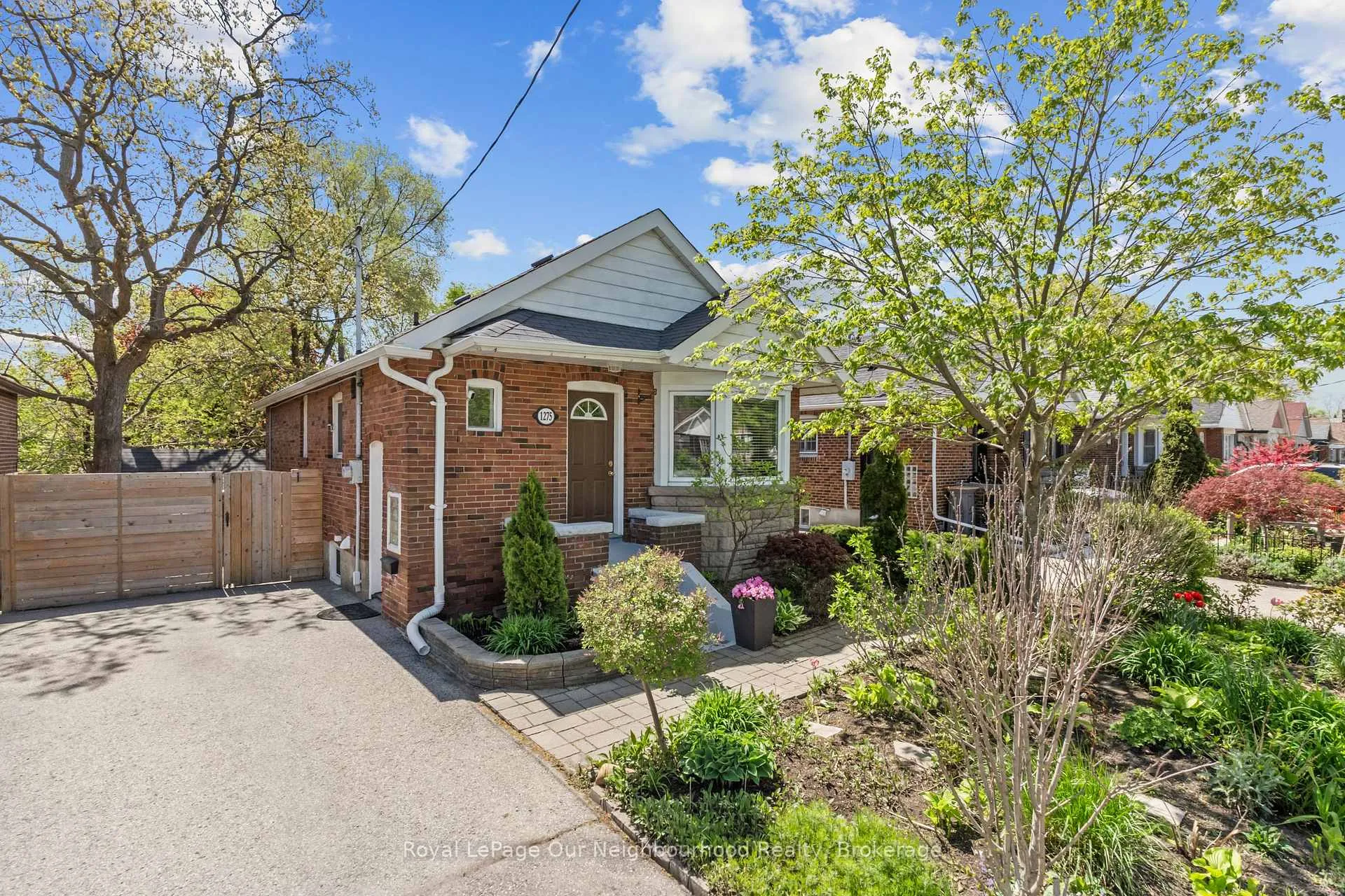 Photo 2 of 1275 Kingston Road, Scarborough, Birchcliffe-Cliffside — HOMEH
