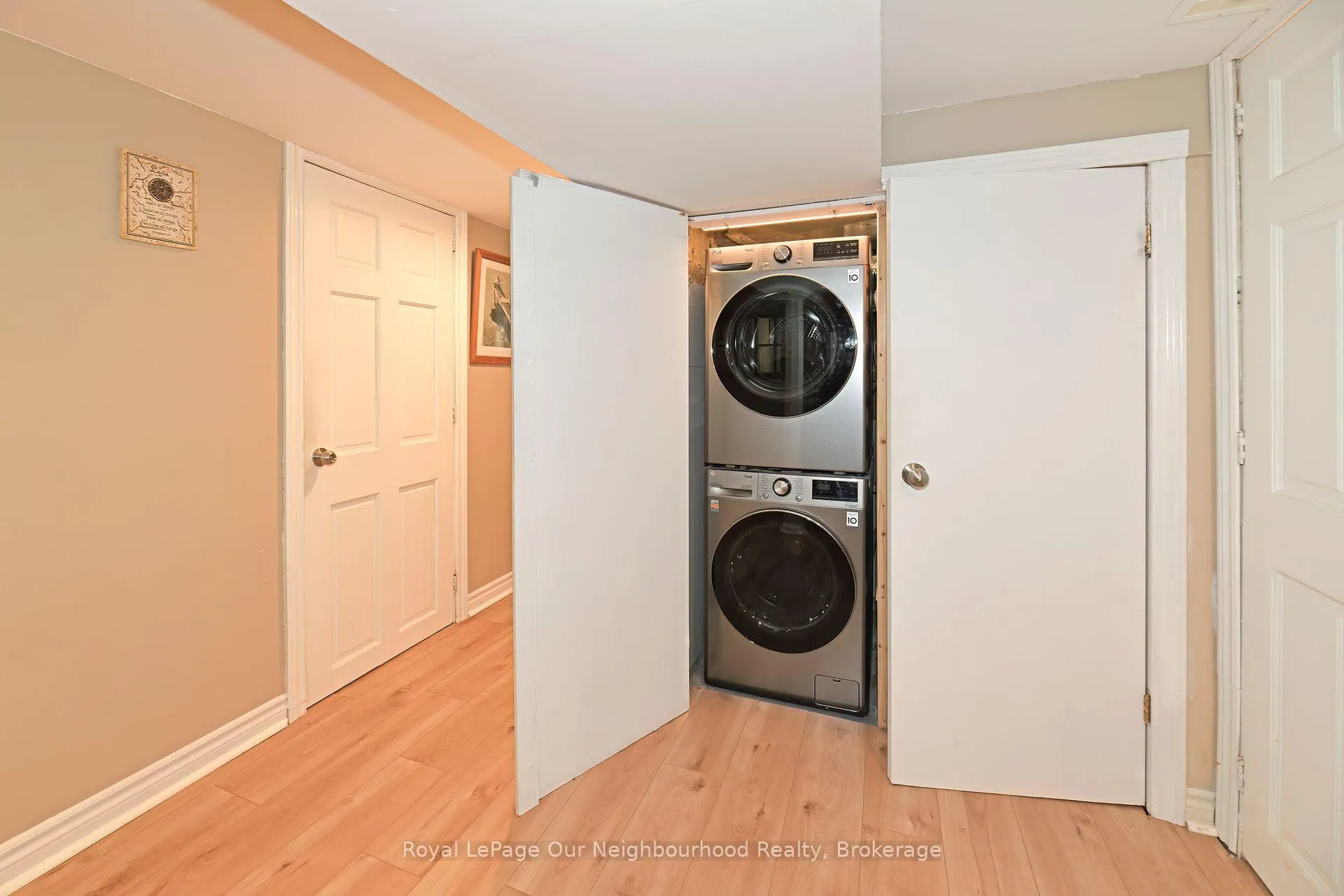 Photo 14 of 1275 Kingston Road, Scarborough, Birchcliffe-Cliffside — HOMEH