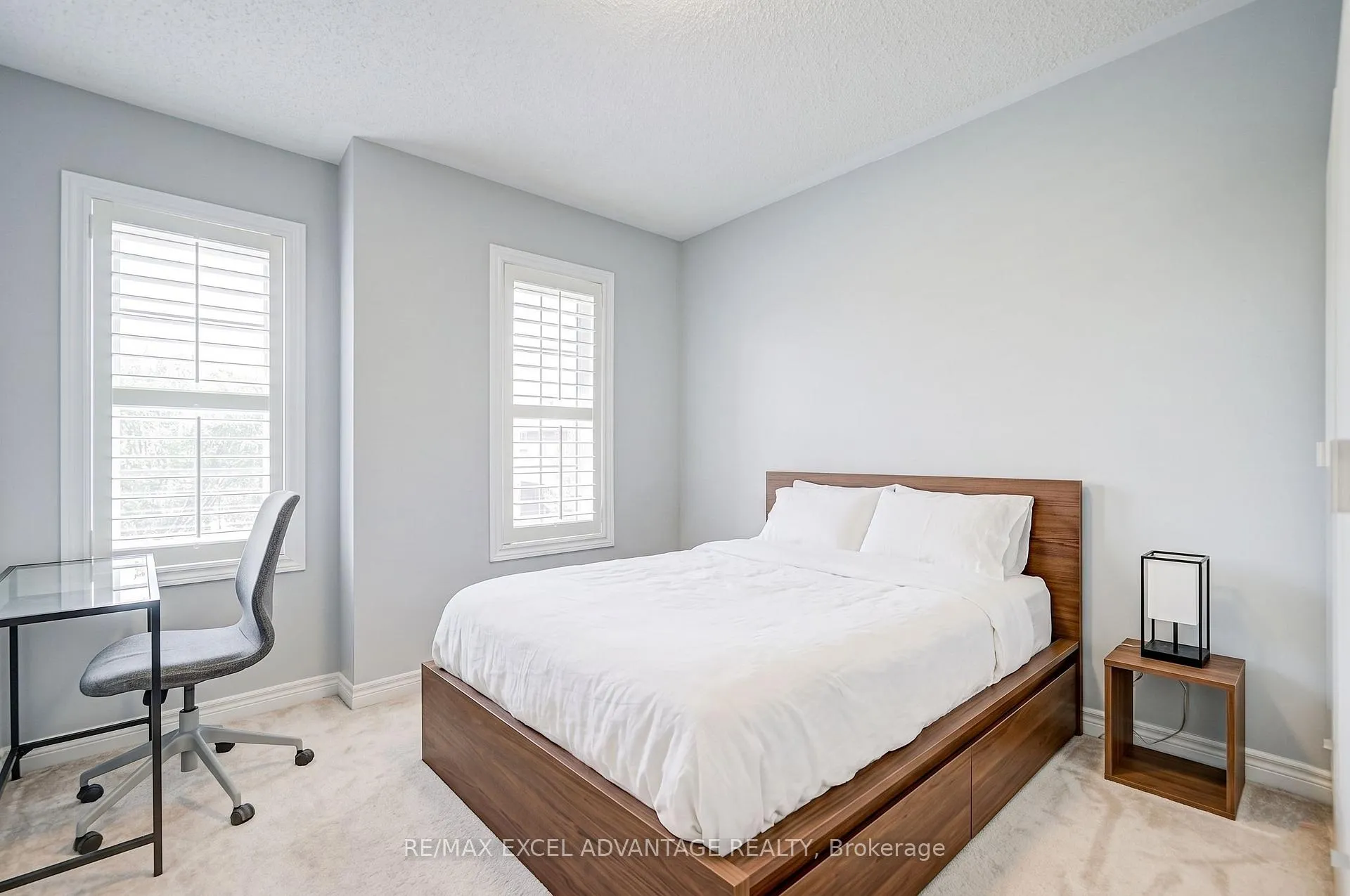Photo 14 of 29 Teal Crescent Circle, Brampton, Credit Valley — HOMEH