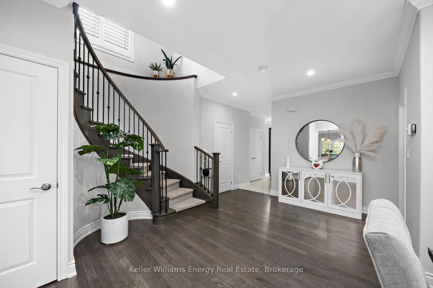 Photo 6 of 19 St Augustine Drive, Whitby, Brooklin — HOMEH