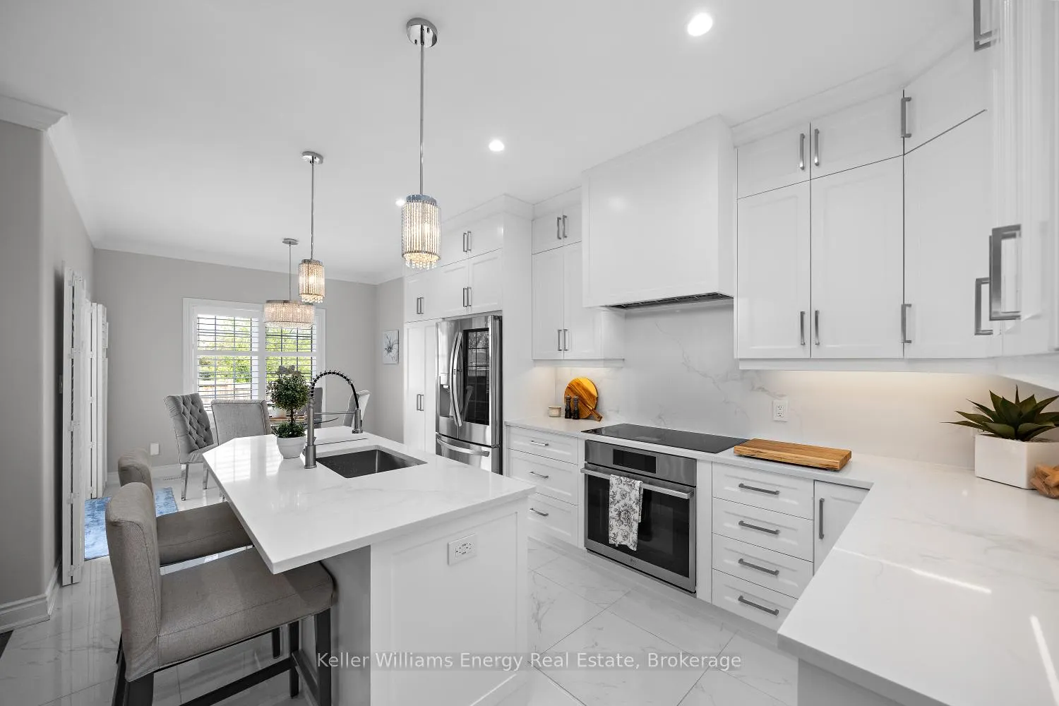 Photo 11 of 19 St Augustine Drive, Whitby, Brooklin — HOMEH