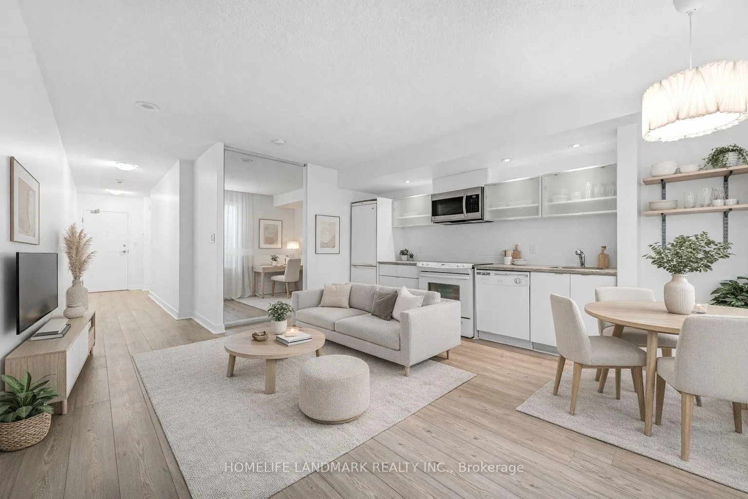 Photo 2 of Unit #811, 4K Spadina Avenue, Toronto, Waterfront Communities — HOMEH