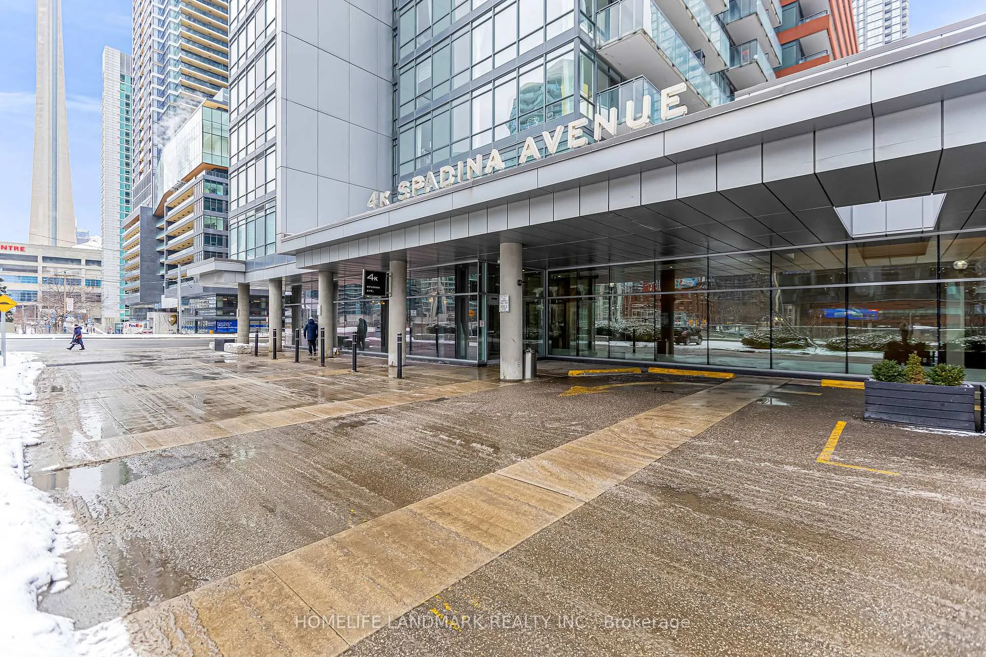 Photo 3 of Unit #811, 4K Spadina Avenue, Toronto, Waterfront Communities — HOMEH